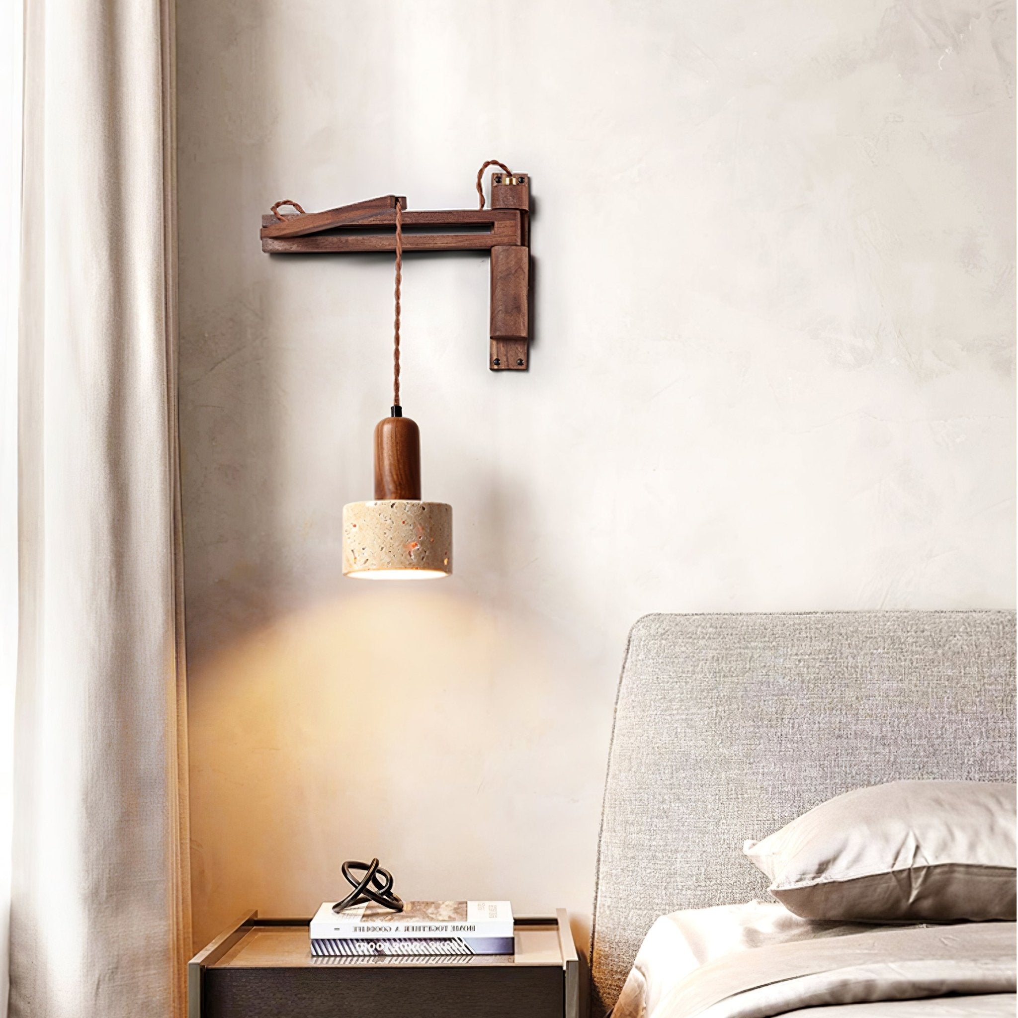 Applique murale moderne Wilmer en Travertin jaune et noyer