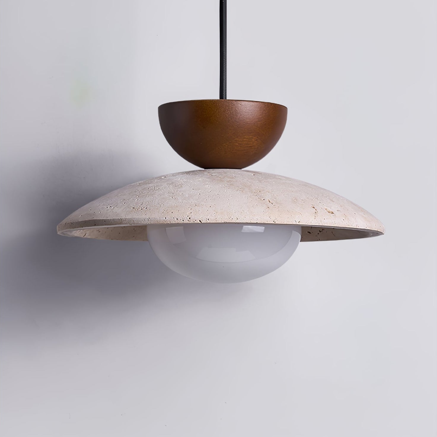 Suspension moderne Bronze en Foncé noyer et travertin jaune