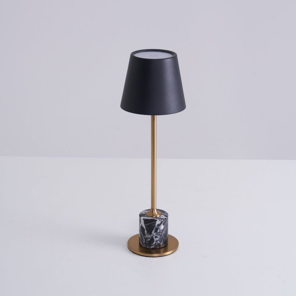 Lampe à poser moderne Alastair en Marbre Noir et doré