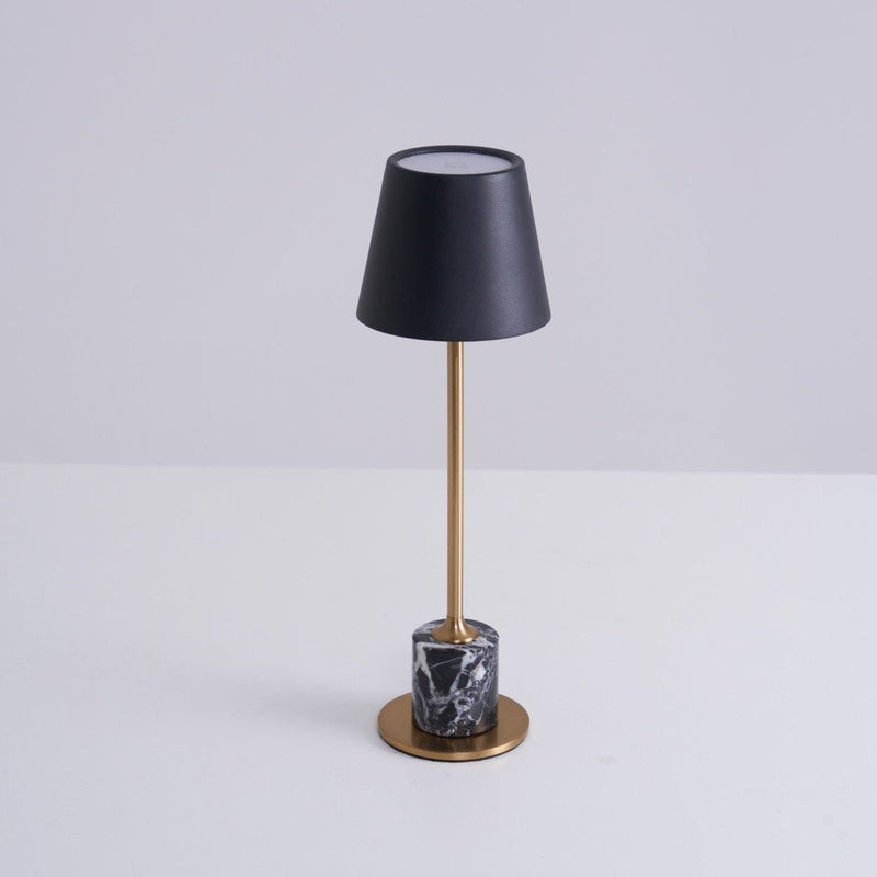 Lampe à poser moderne Alastair en Marbre Noir et doré