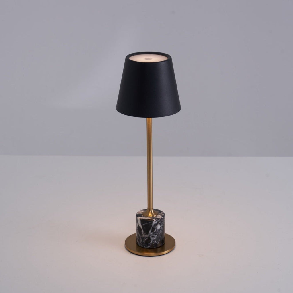 Lampe à poser moderne Alastair en Marbre Noir et doré