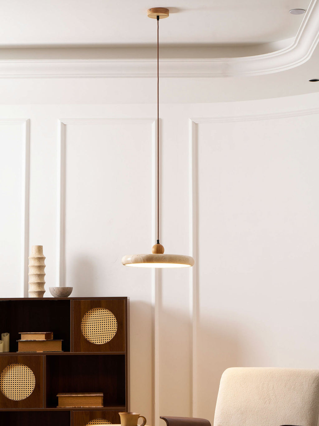 Suspension moderne Klaas en Travertin jaune et bois