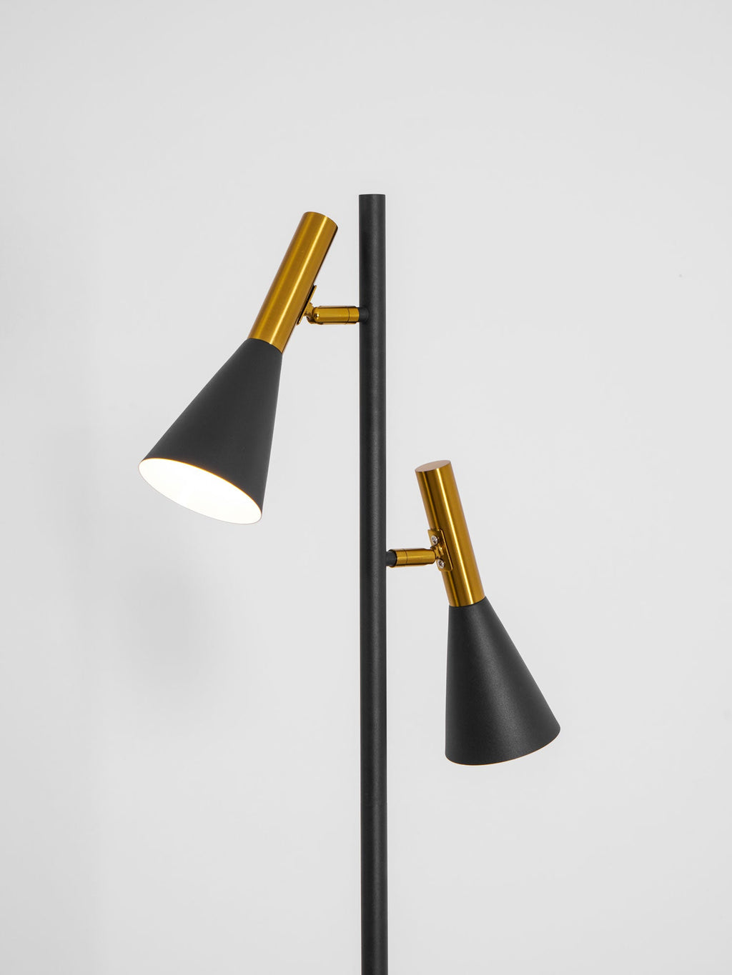 Lampadaire minimaliste Asen en Métal, Marbre, Fer Noir