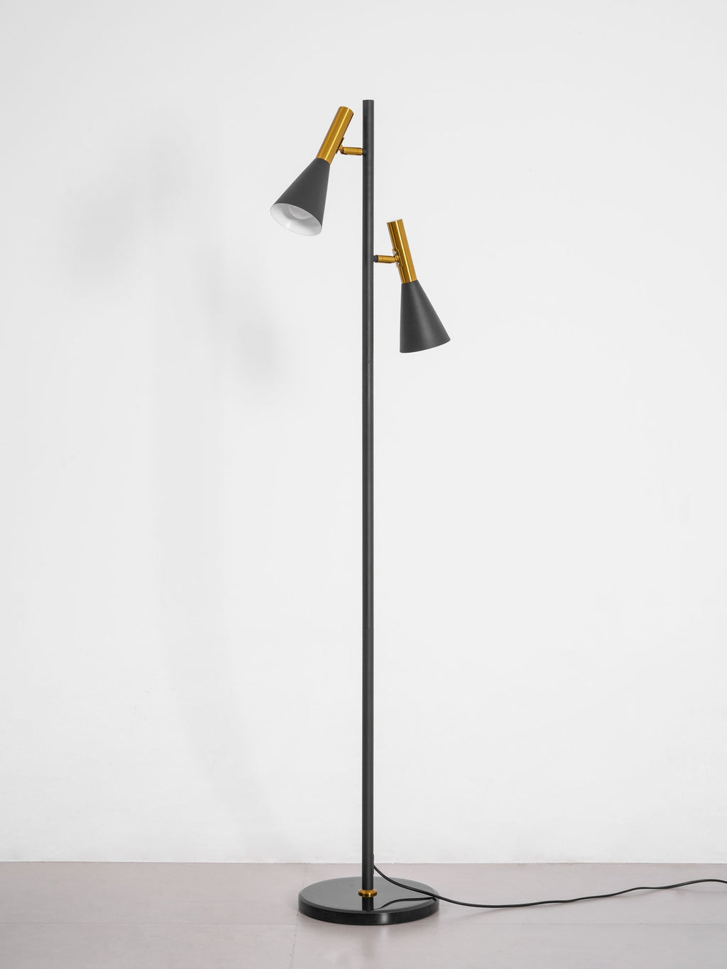 Lampadaire minimaliste Asen en Métal, Marbre, Fer Noir