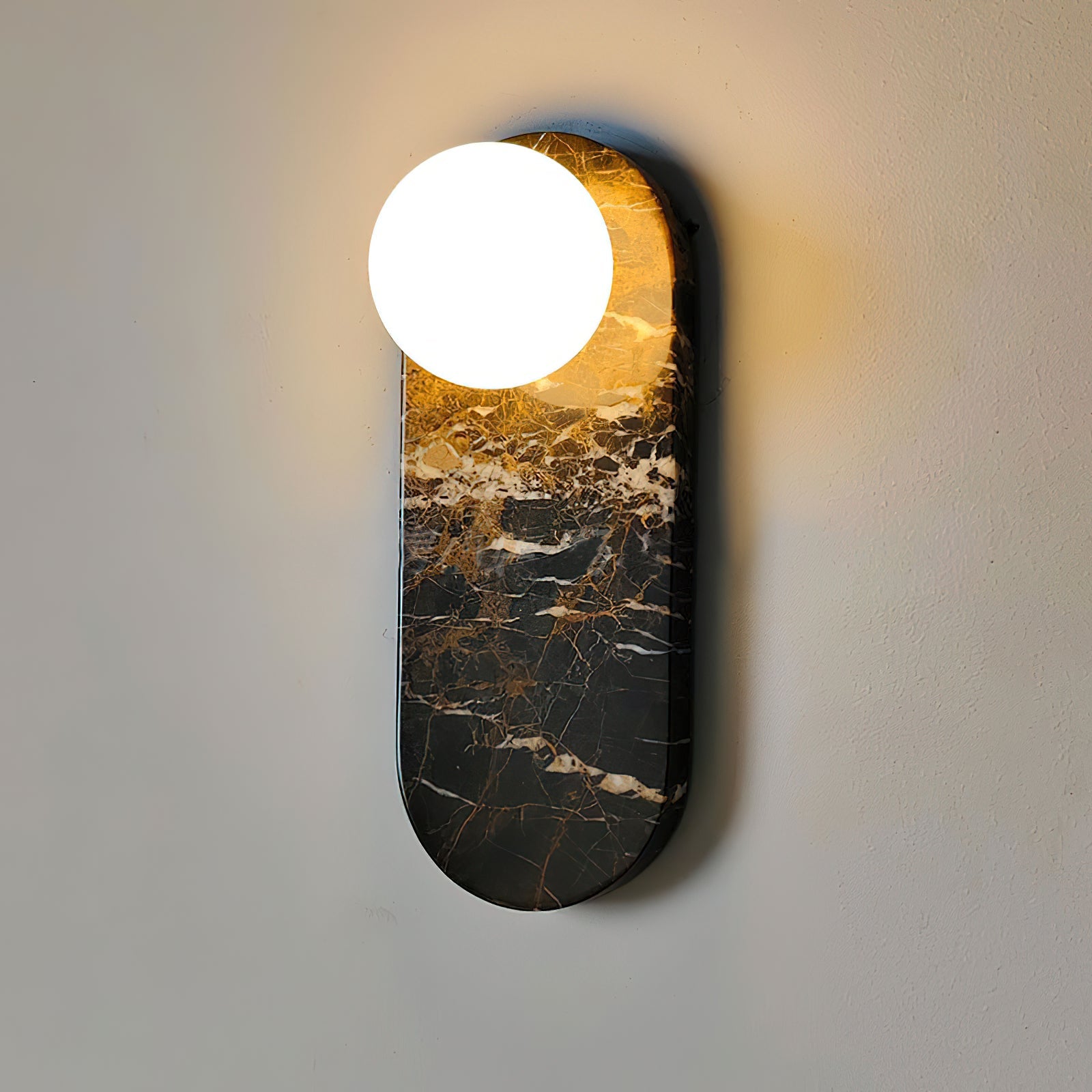 Applique murale moderne Aran en Marbre, Verre Bulgari rouge
