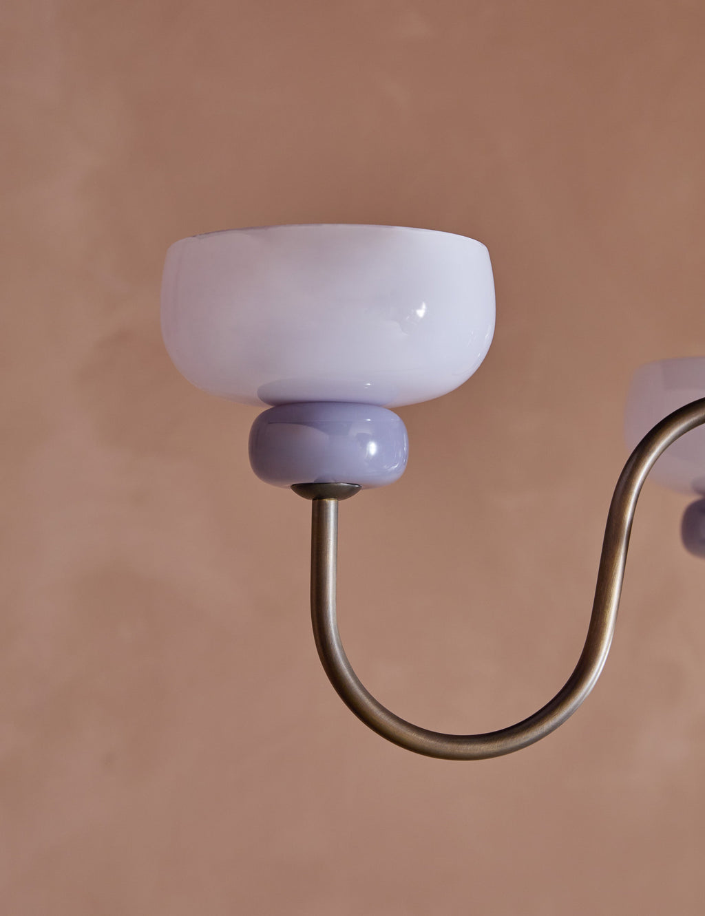 Lustre moderne Titus en laiton vieilli - Laiton vieilli