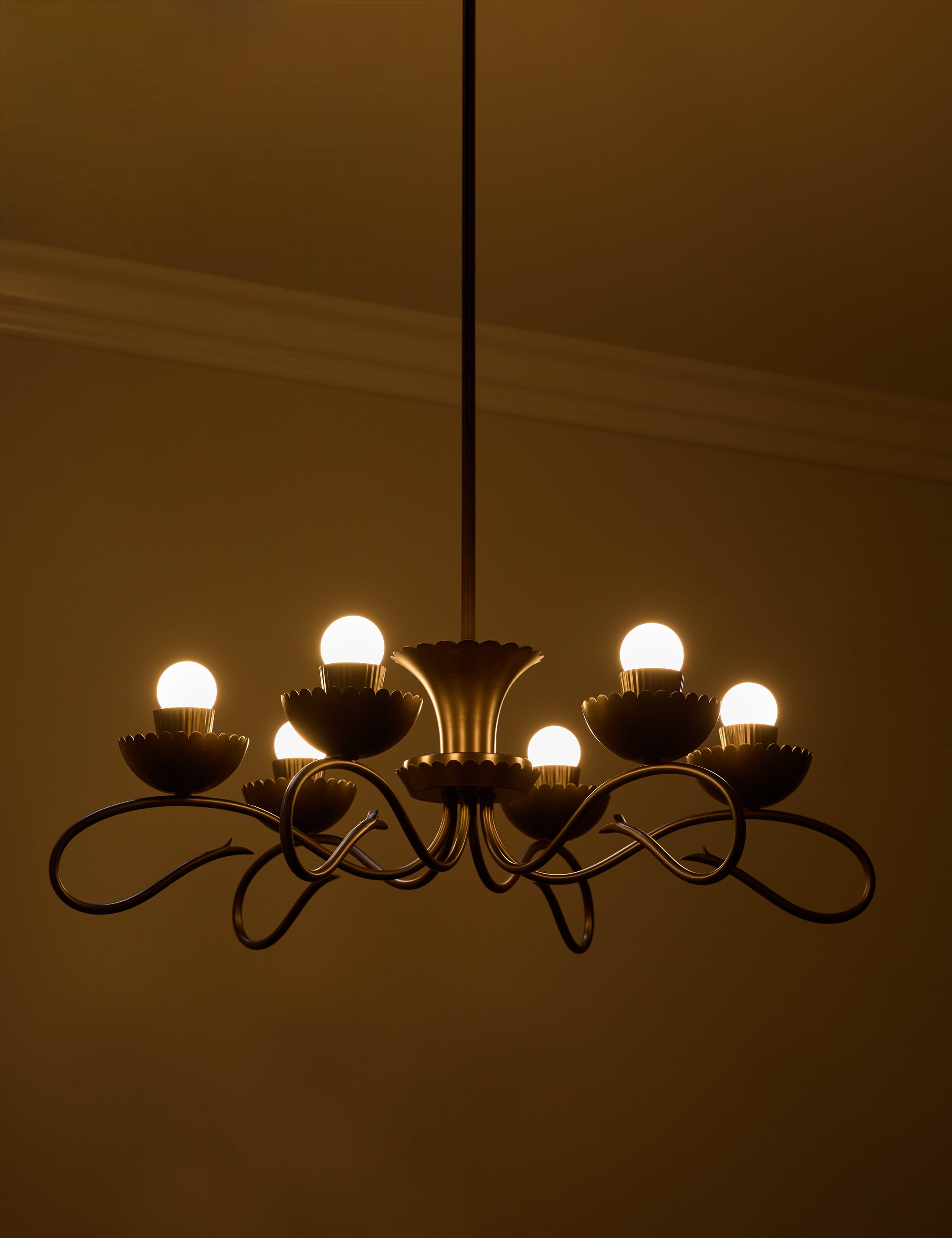 Lustre vintage Rickard en laiton bruni - Laiton bruni