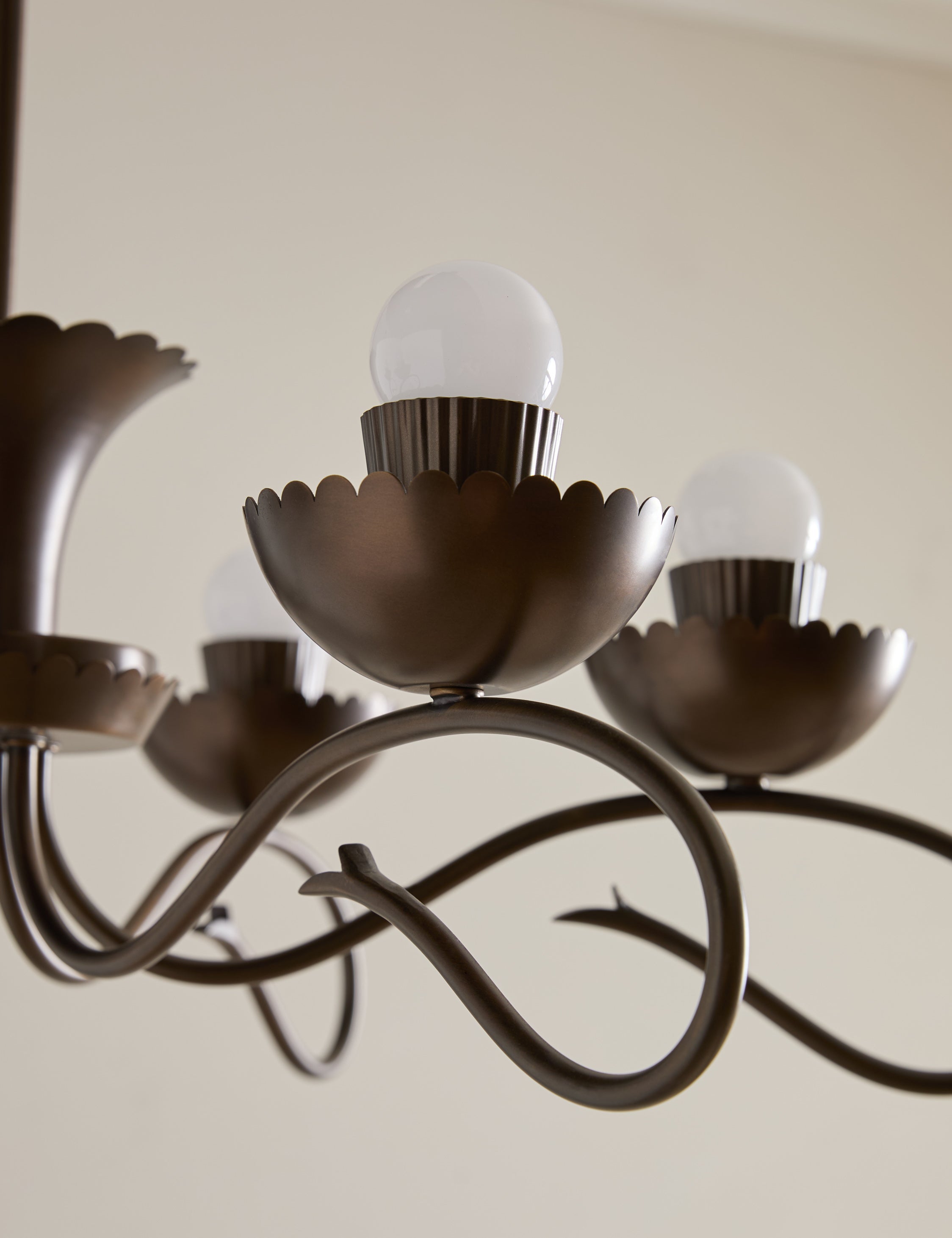 Lustre vintage Rickard en laiton bruni - Laiton bruni