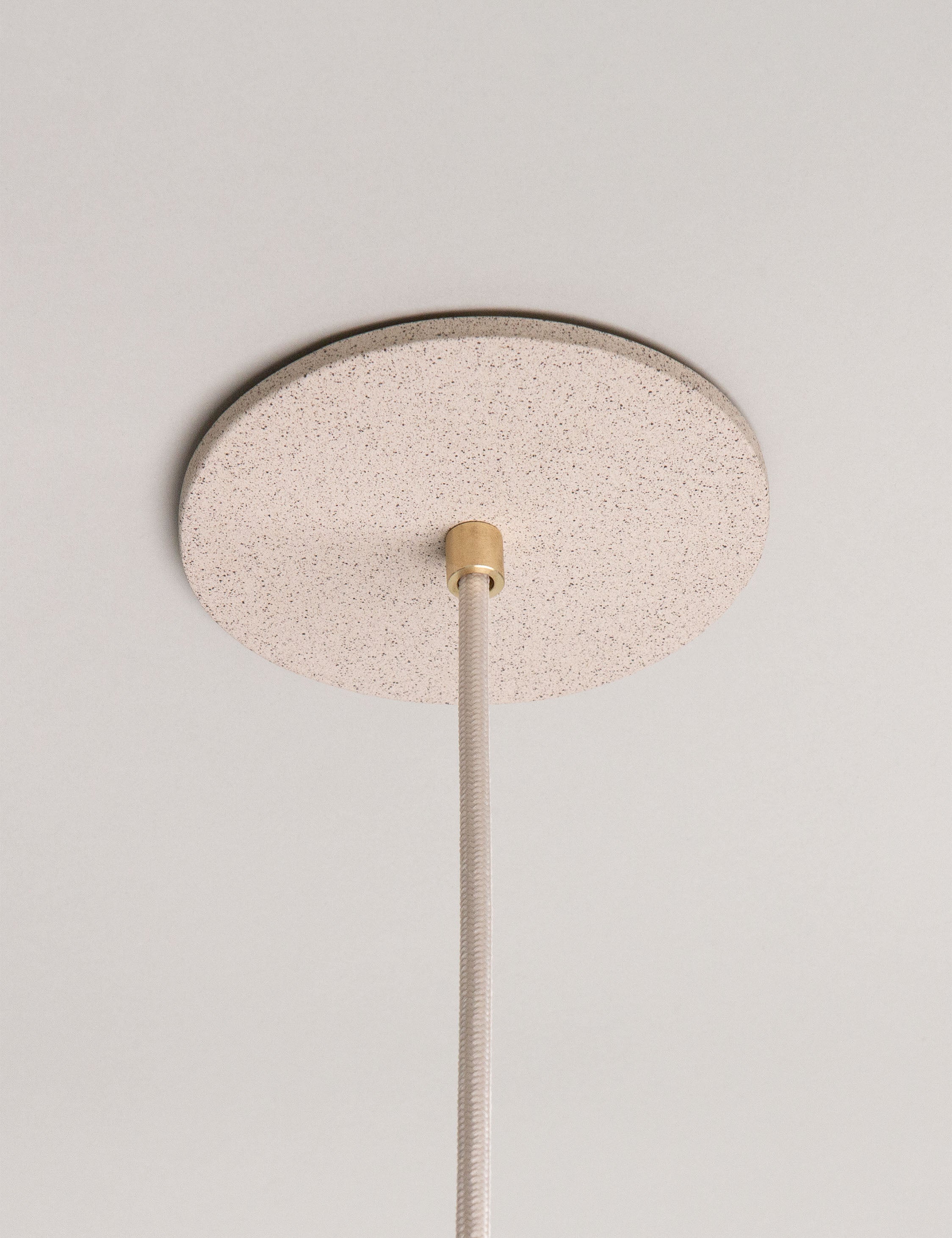 Suspension design Vinson en terre cuite et sable - Terre cuite et sable