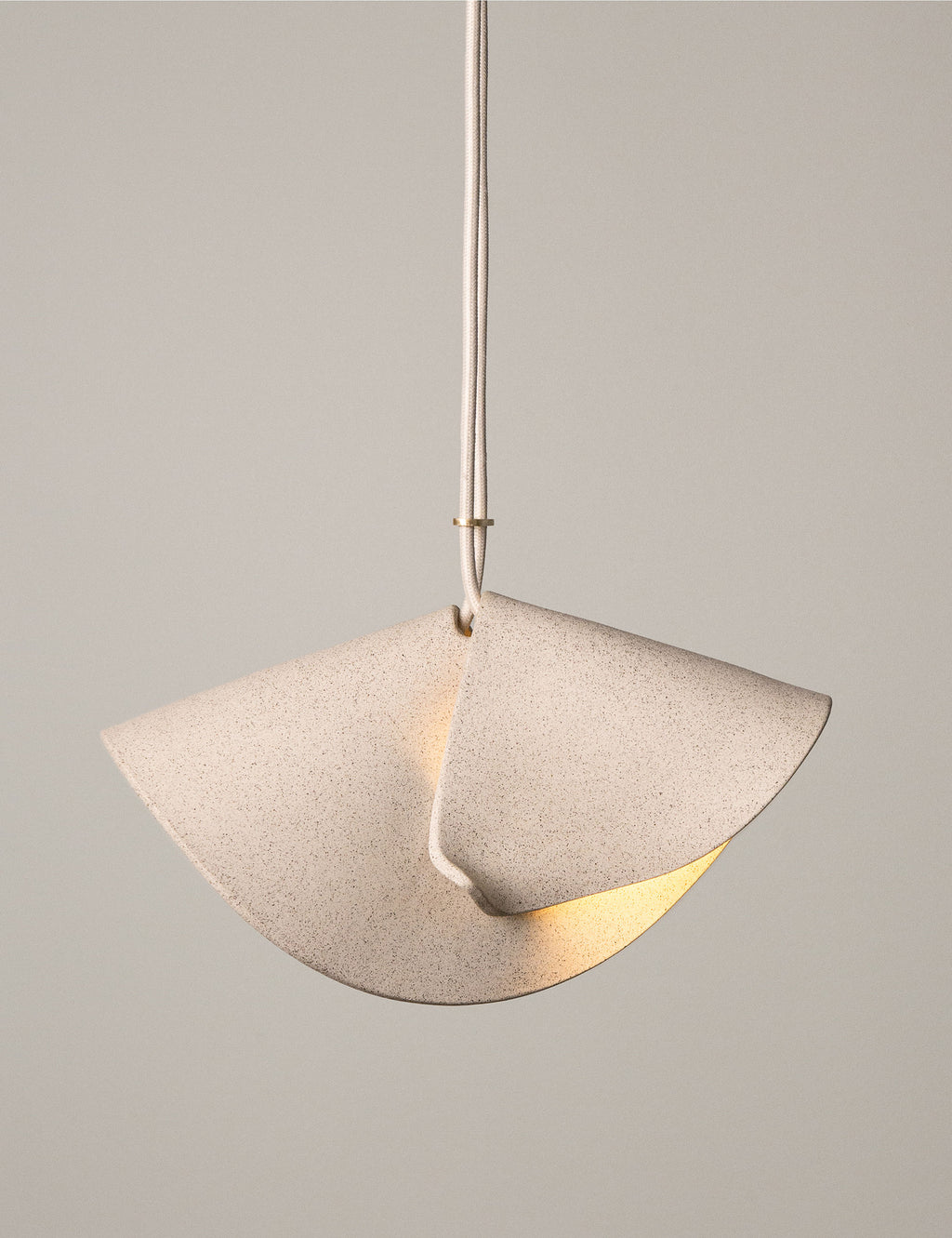 Suspension design Thurston en non émaillé céramique grès - Non émaillé céramique grès