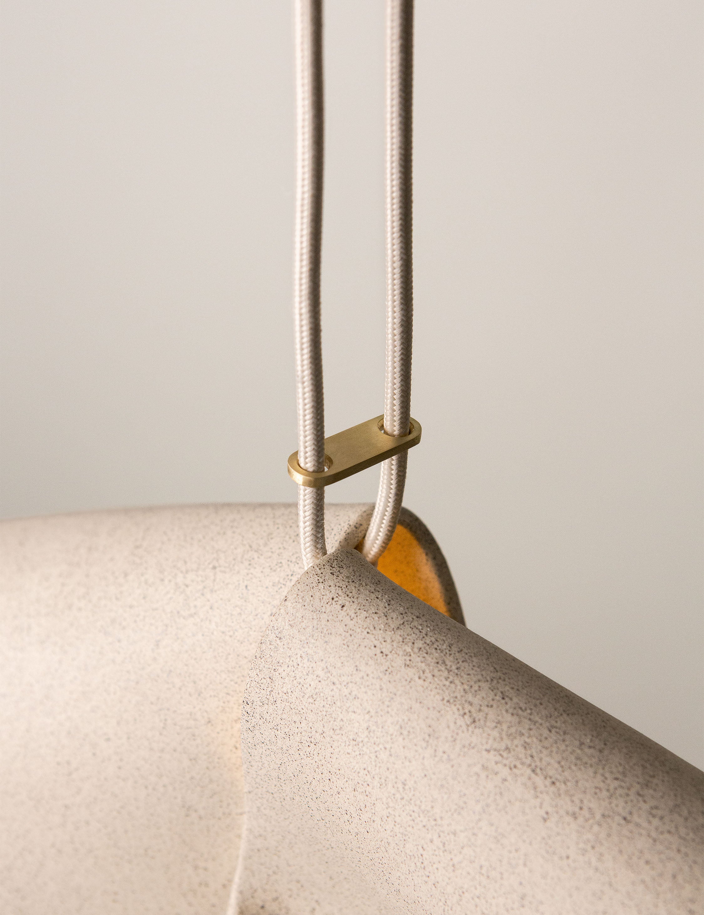 Suspension design Thurston en non émaillé céramique grès - Non émaillé céramique grès