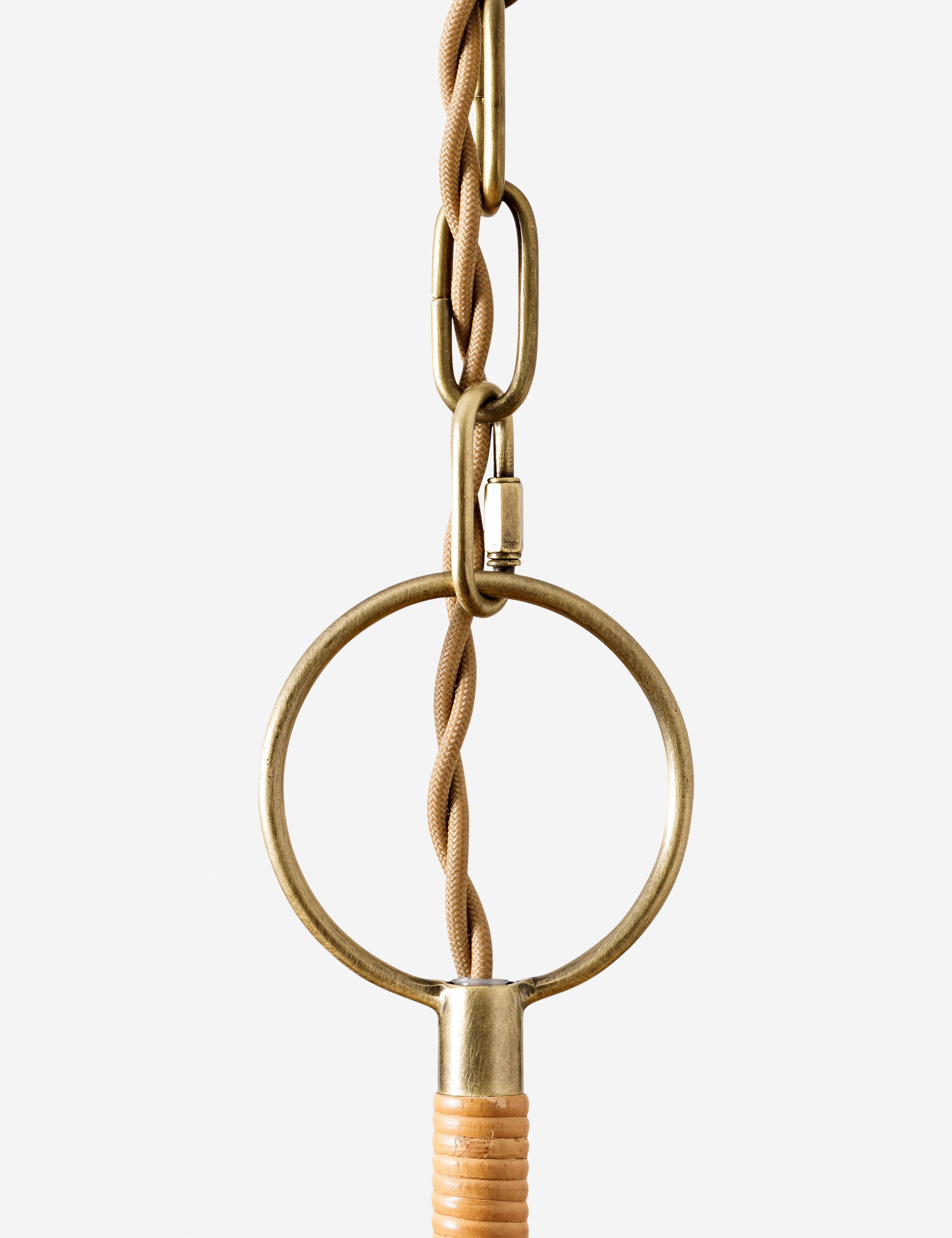 Lustre design Laurent en sustainably harvested rotin