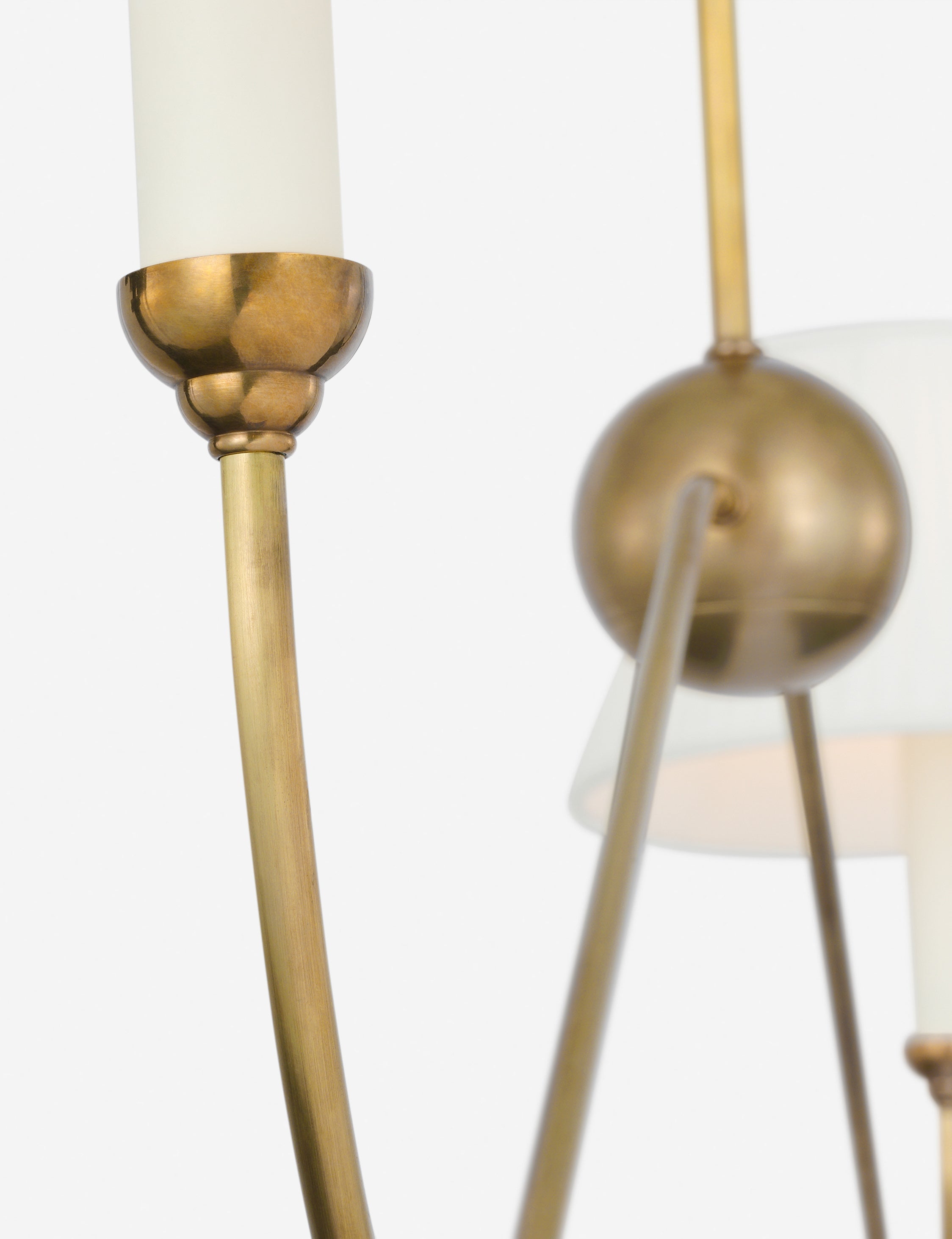 Lustre moderne Bor en laiton ancien - Laiton ancien