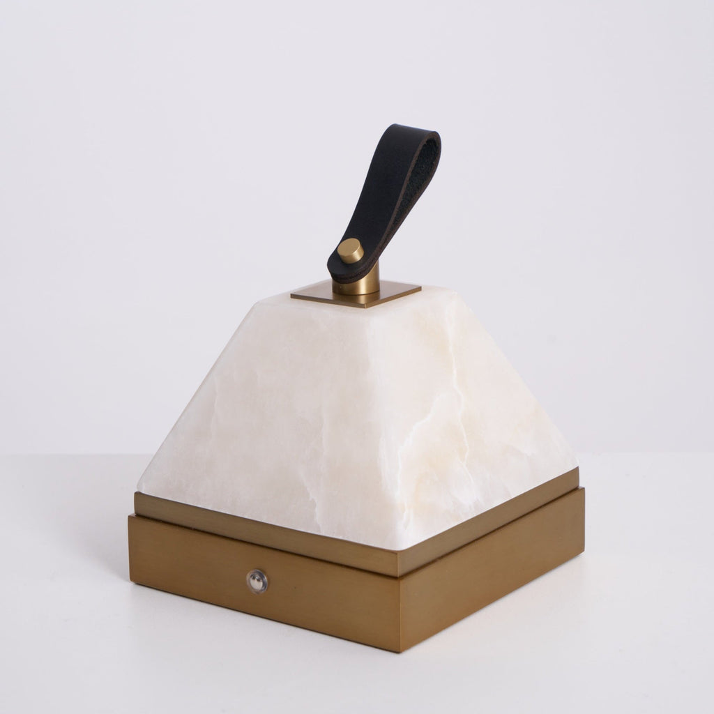 Lampe à poser moderne Archer en Albâtre Or et blanc