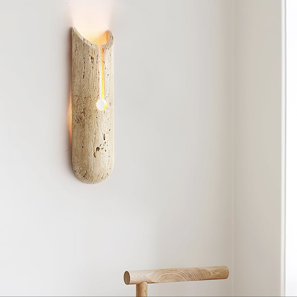 Applique murale moderne Turner en Travertin jaune