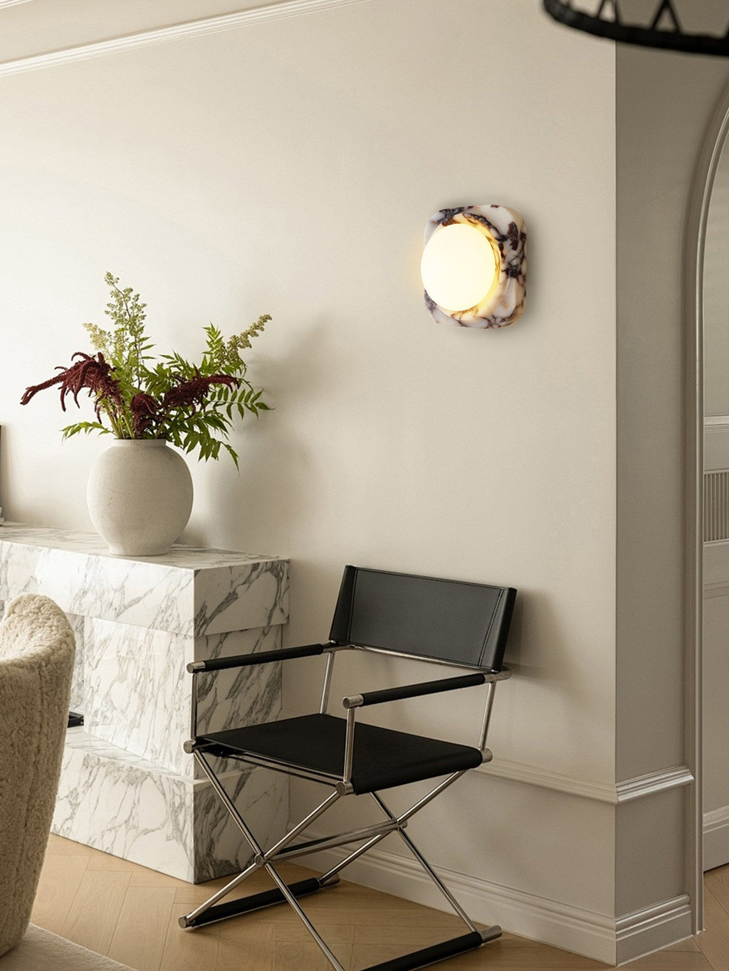 Applique murale moderne Mico en Marbre Bulgari et blanc