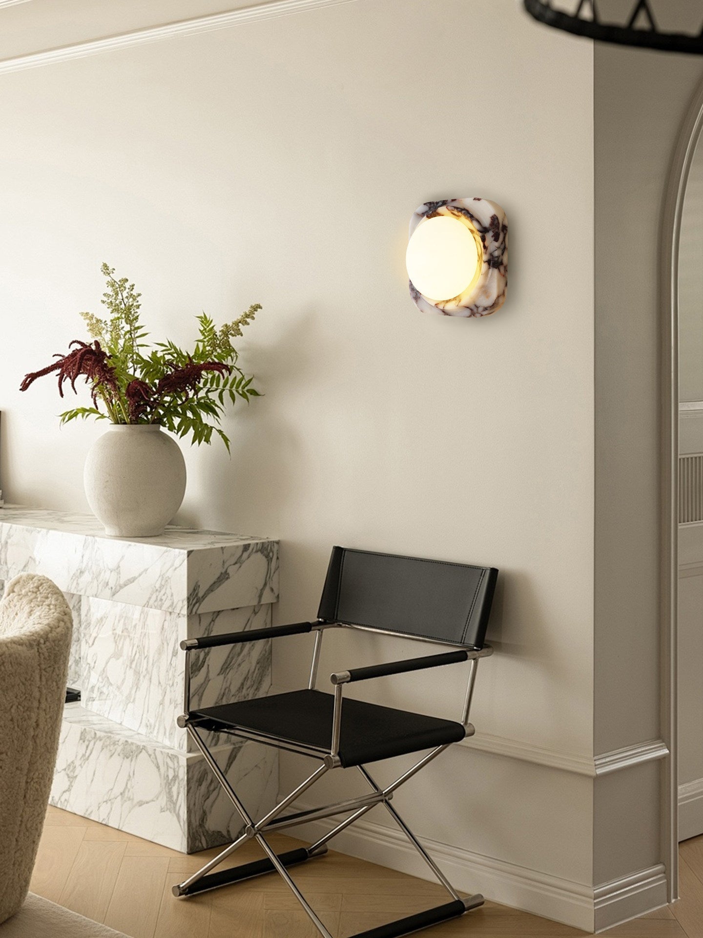 Applique murale moderne Mico en Marbre Bulgari et blanc