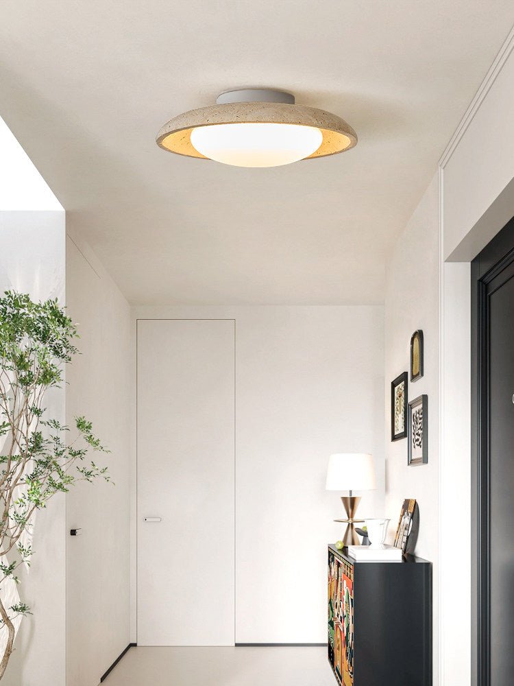 Plafonnier moderne Deacon en Travertin jaune