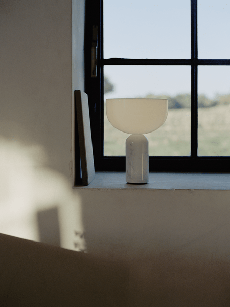Lampe à poser moderne Fridrek en Marbre Noir