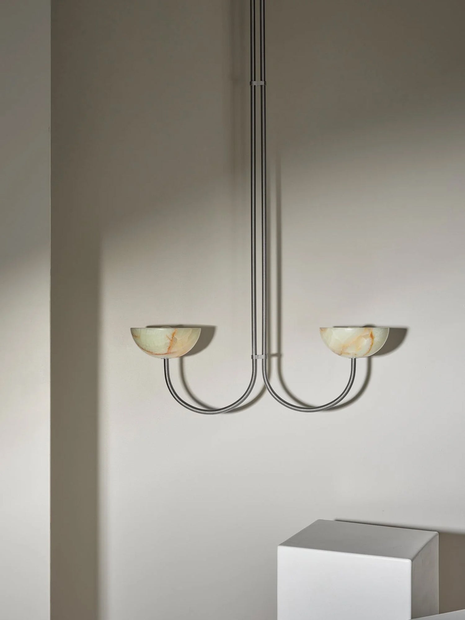 Suspension moderne Warwick en Albâtre Chrome et vert Jade