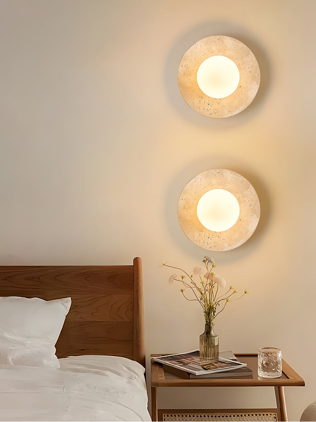 Applique murale moderne Frits en Travertin jaune et blanc