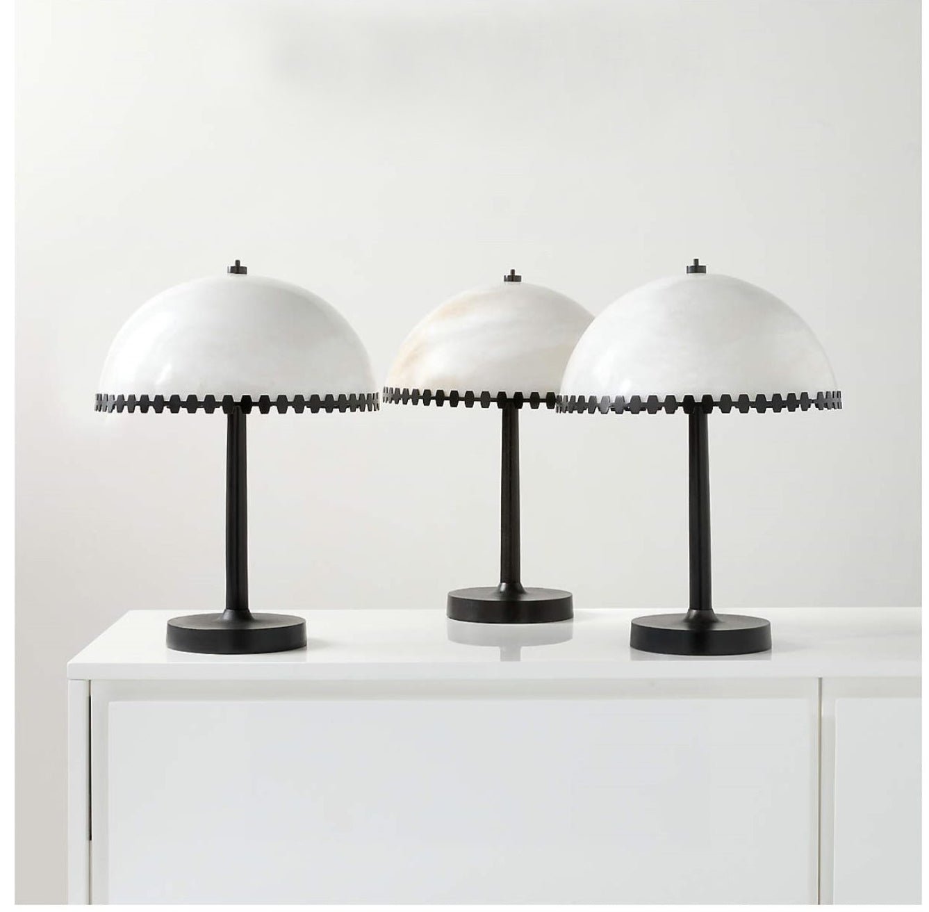 Lampe à poser moderne Randal en Albâtre Noir et blanc