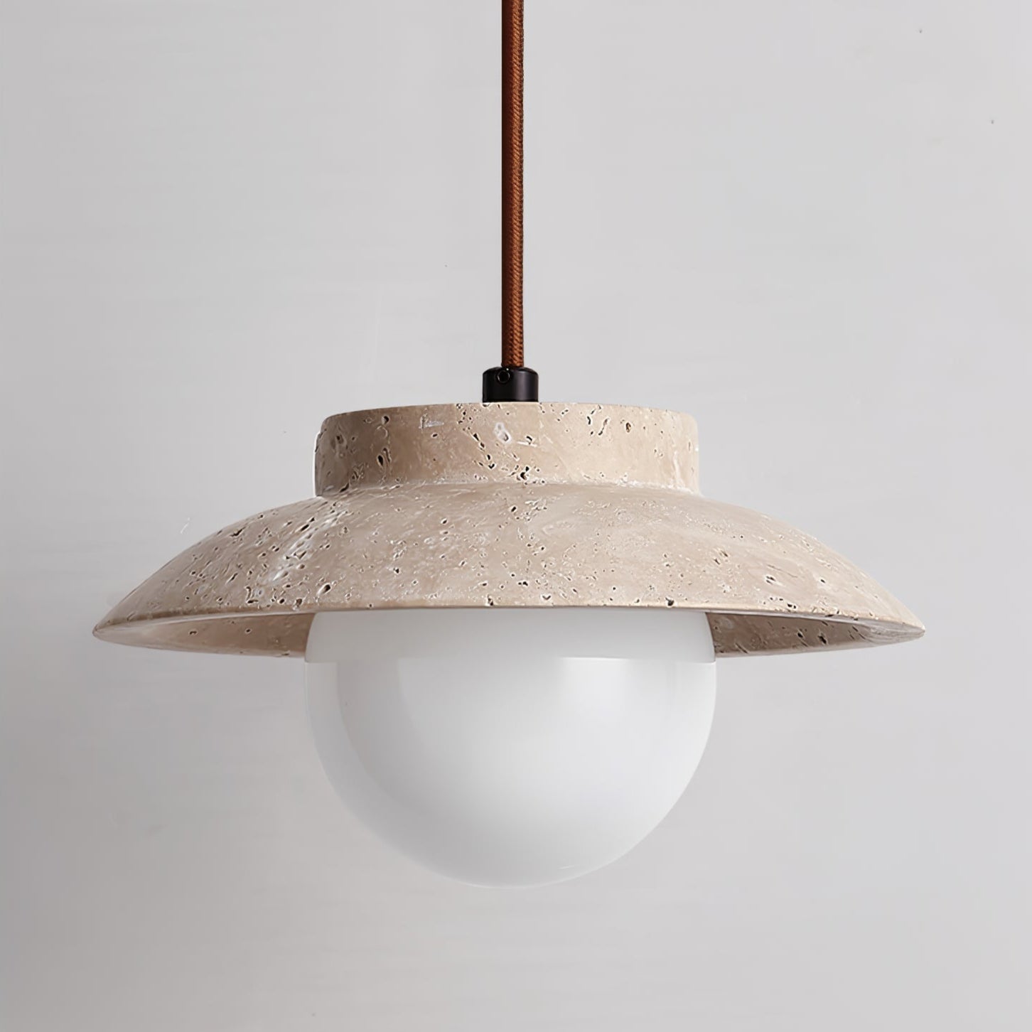 Suspension moderne Bragi en Travertin jaune