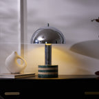 Lampe à poser moderne Agaton en chrome Gris et beige
