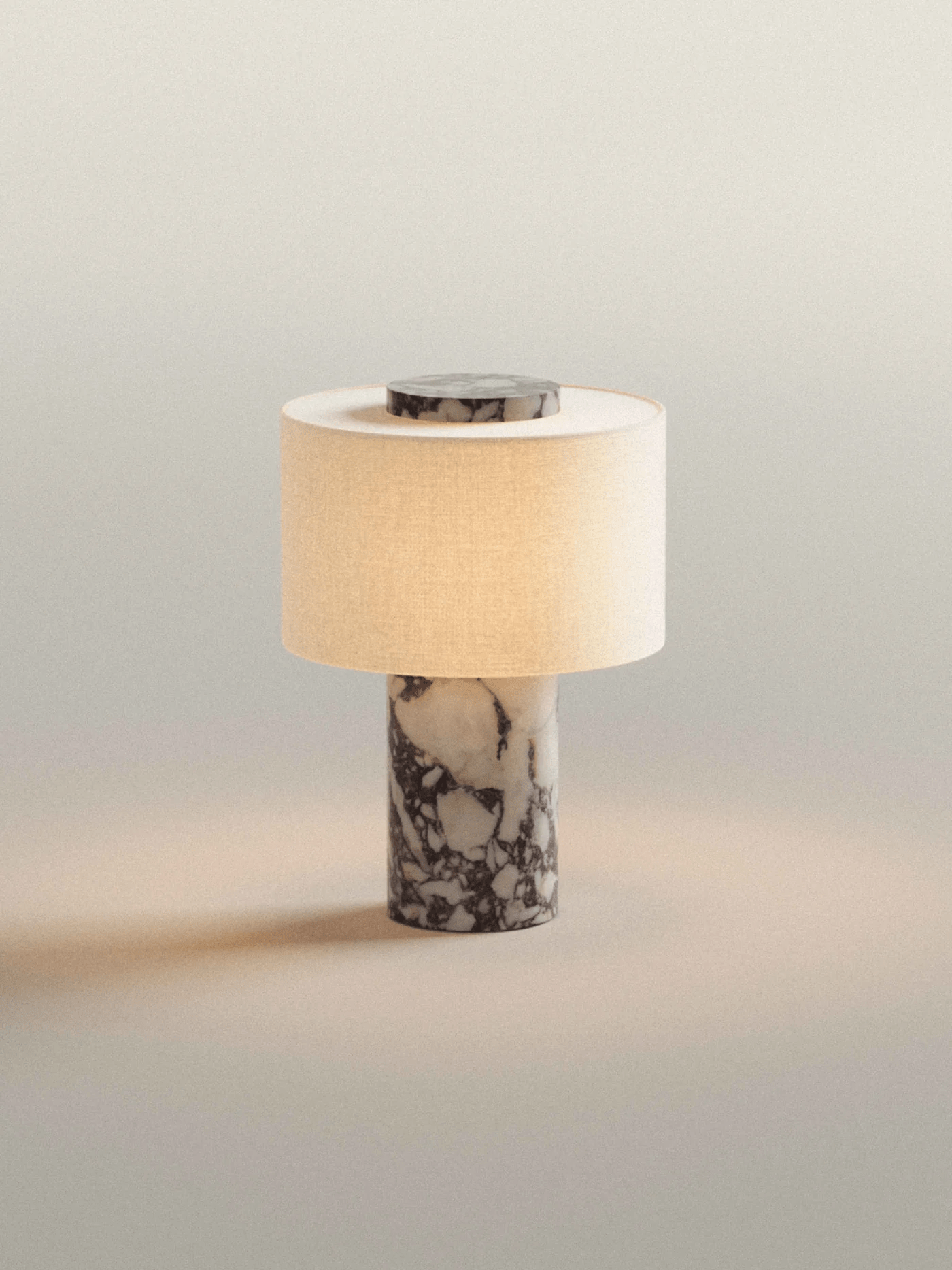 Lampe à poser moderne Rafael en pierre, Travertin Bulgari