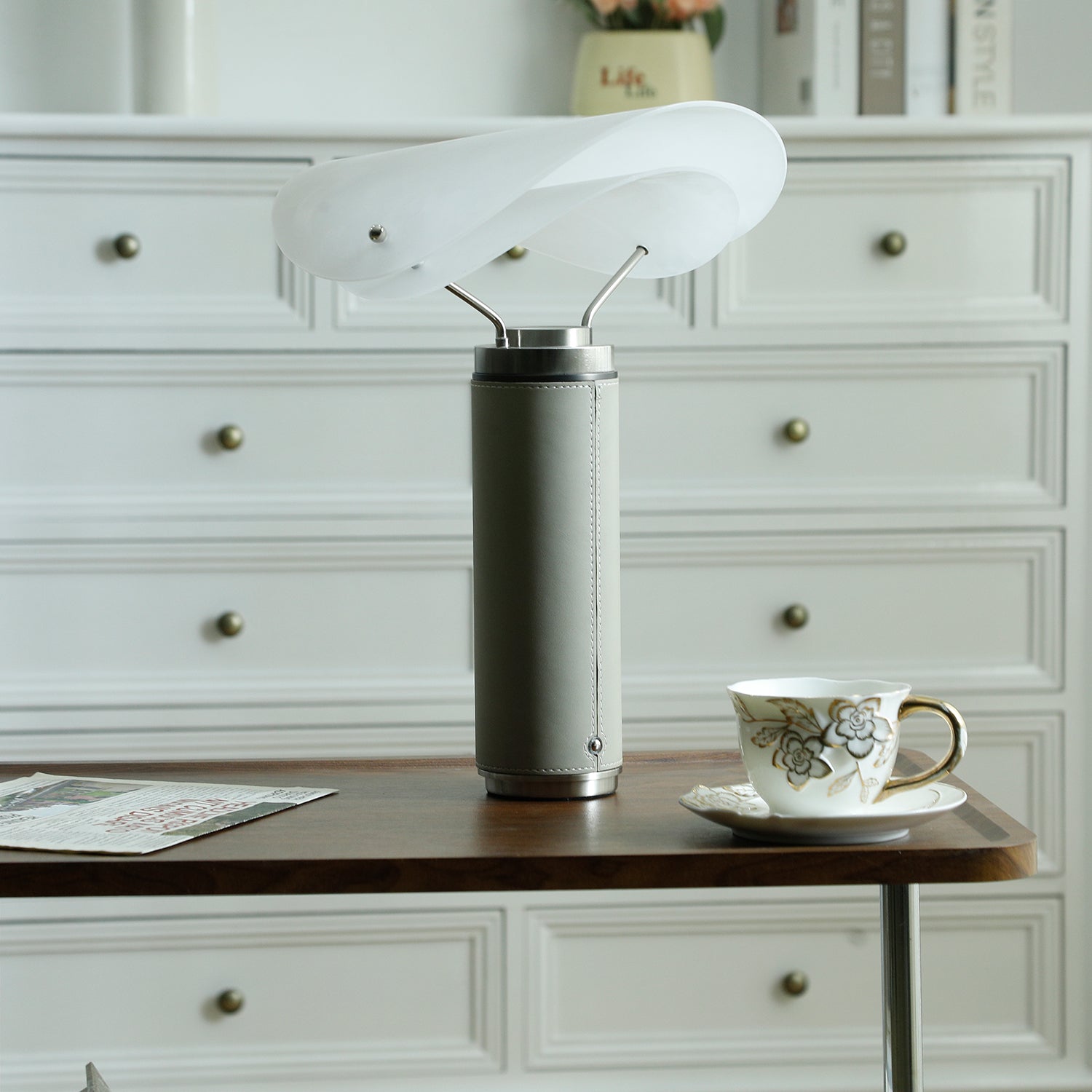 Lampe à poser moderne Rafael en Travertin, Marbre