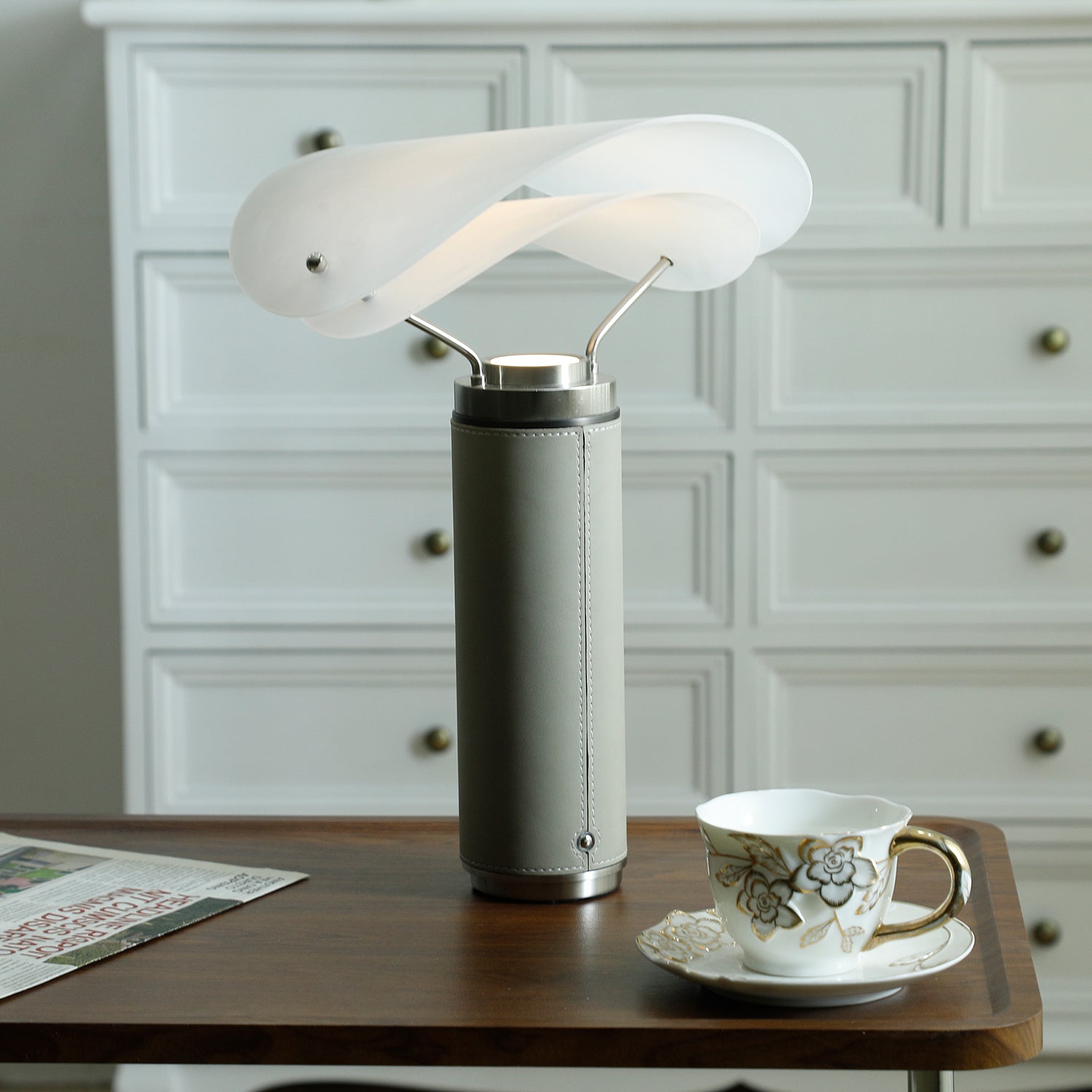 Lampe à poser moderne Rafael en Travertin, Marbre