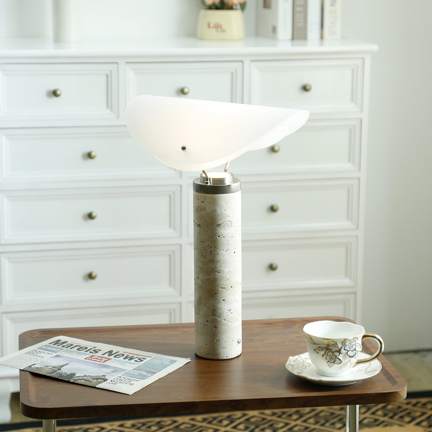 Lampe à poser moderne Rafael en Travertin, Marbre
