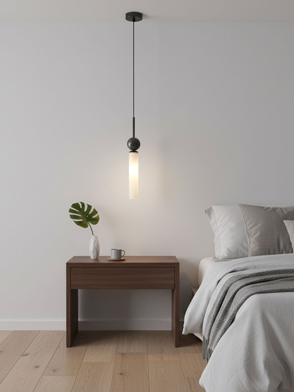 Suspension moderne Volmer en Noir et foncé vert marbre sphère