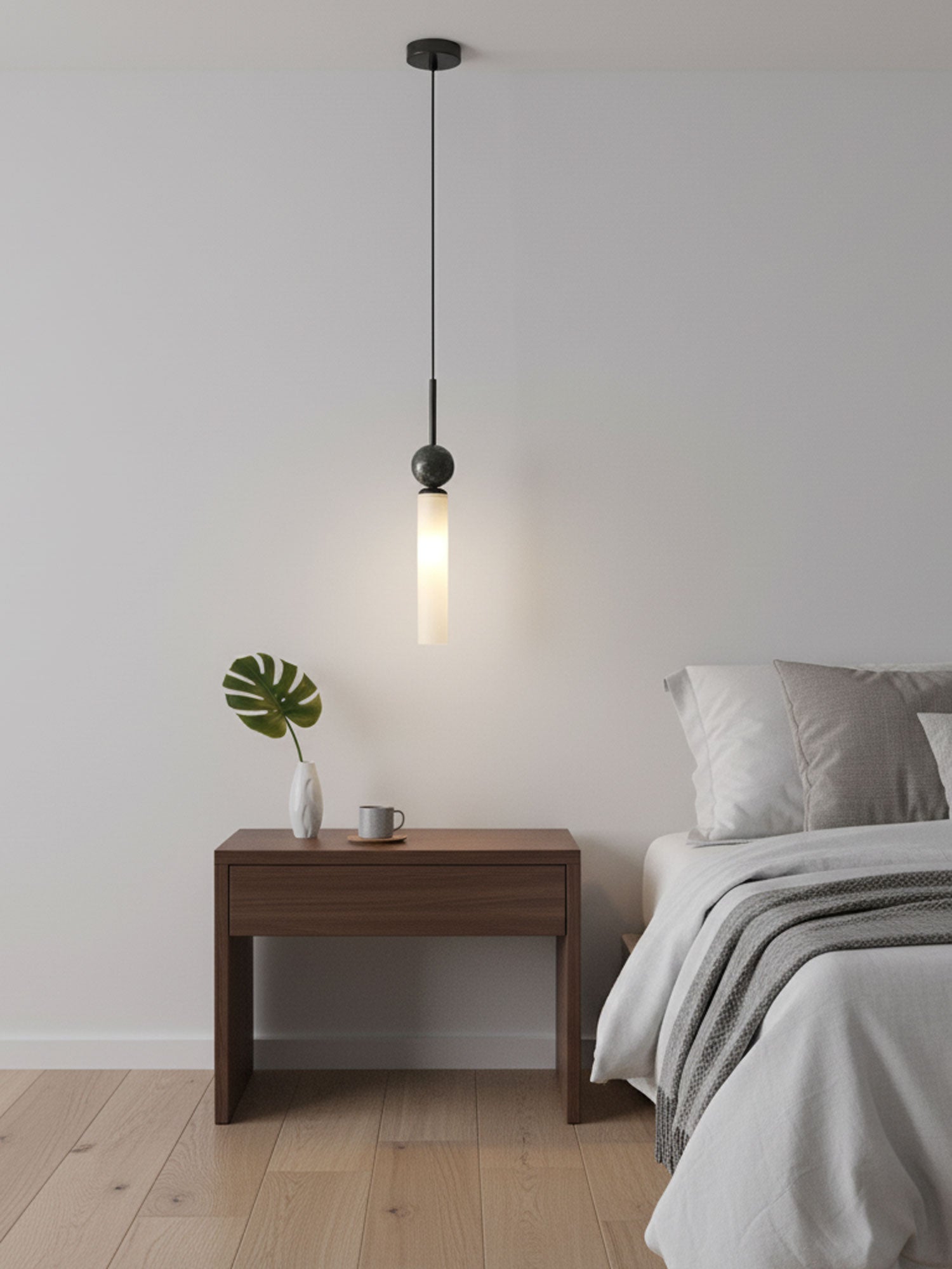 Suspension moderne Volmer en Noir et foncé vert marbre sphère