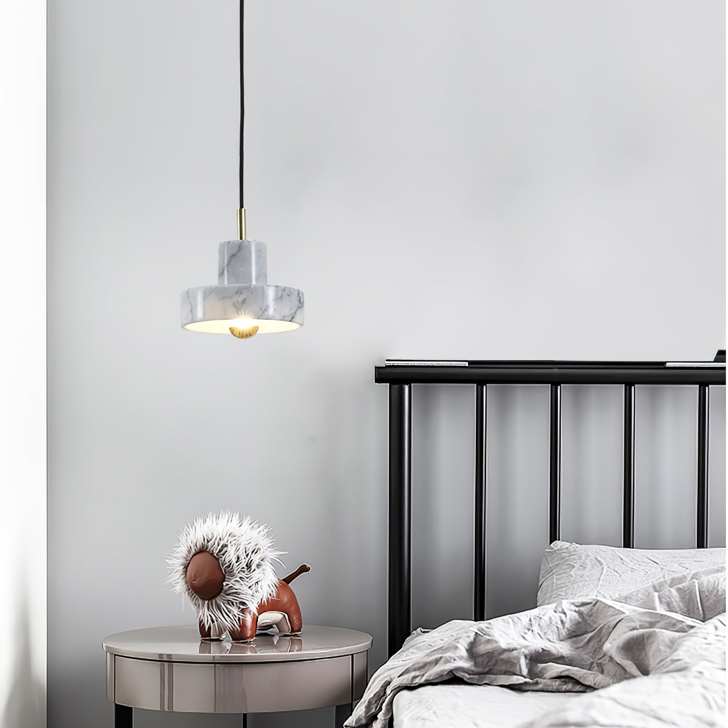 Suspension moderne Torbjorn en Marbre Or et blanc