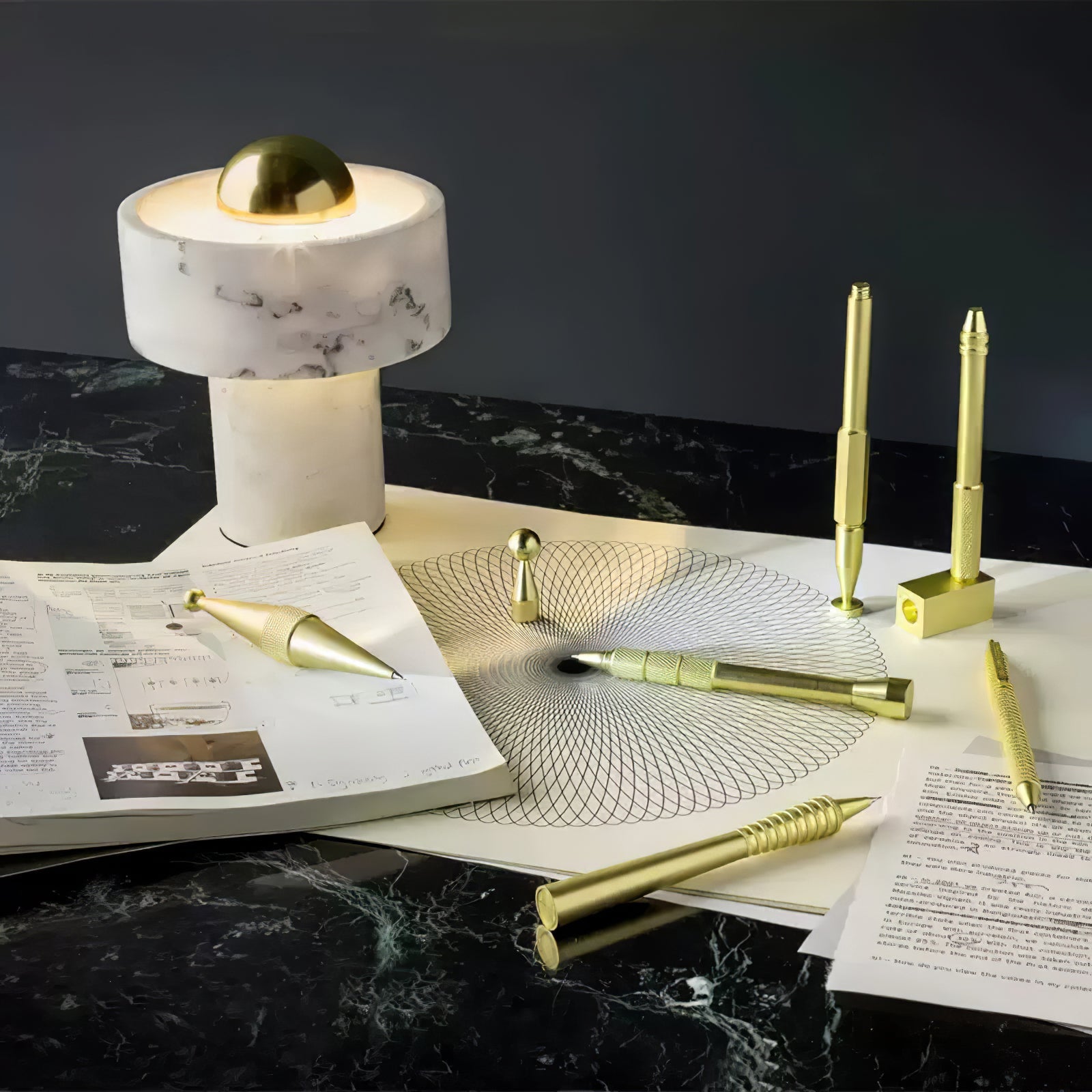 Lampe à poser moderne Hallvard en Marbre Or et blanc