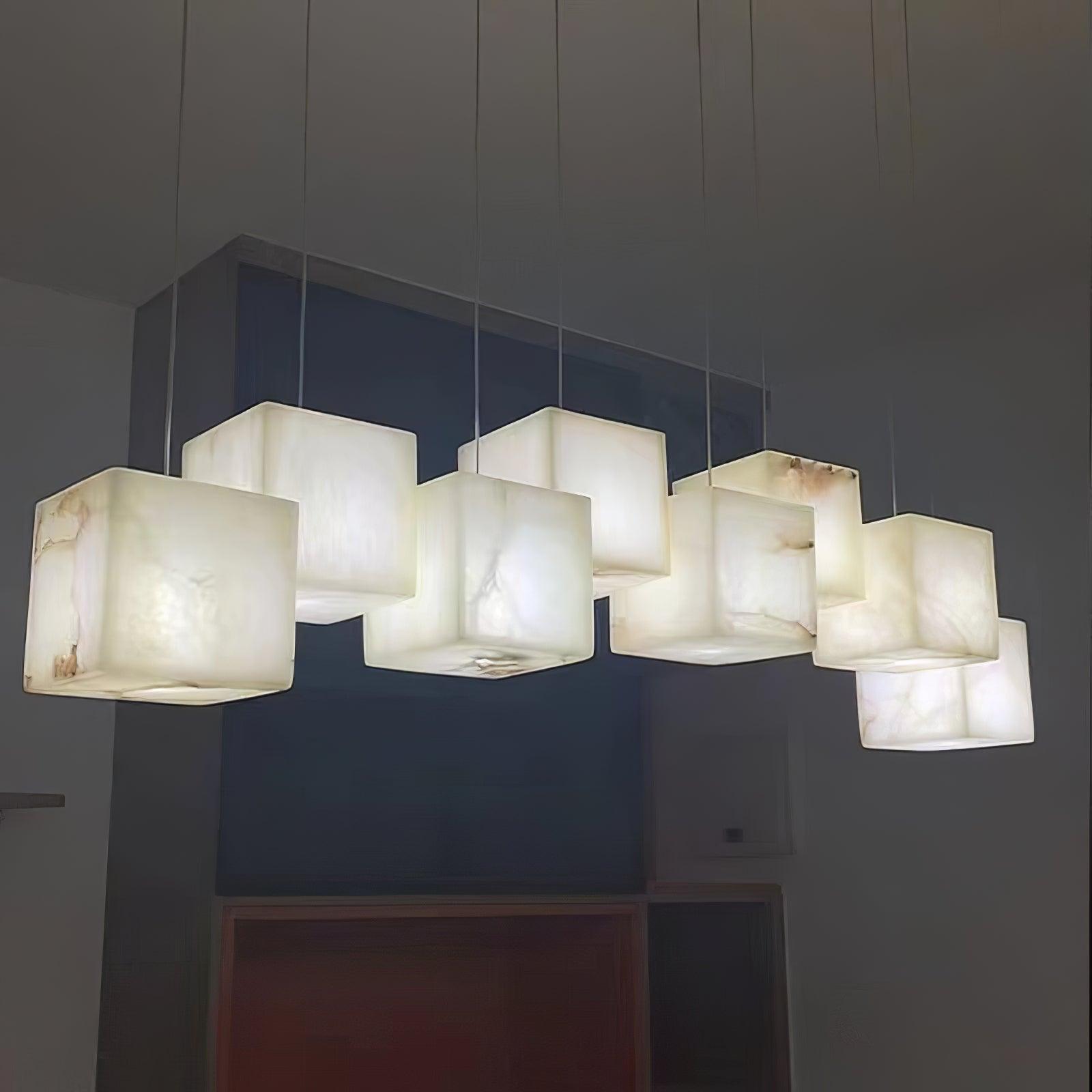 Lustre moderne Kiram en Albâtre Argenté et blanc
