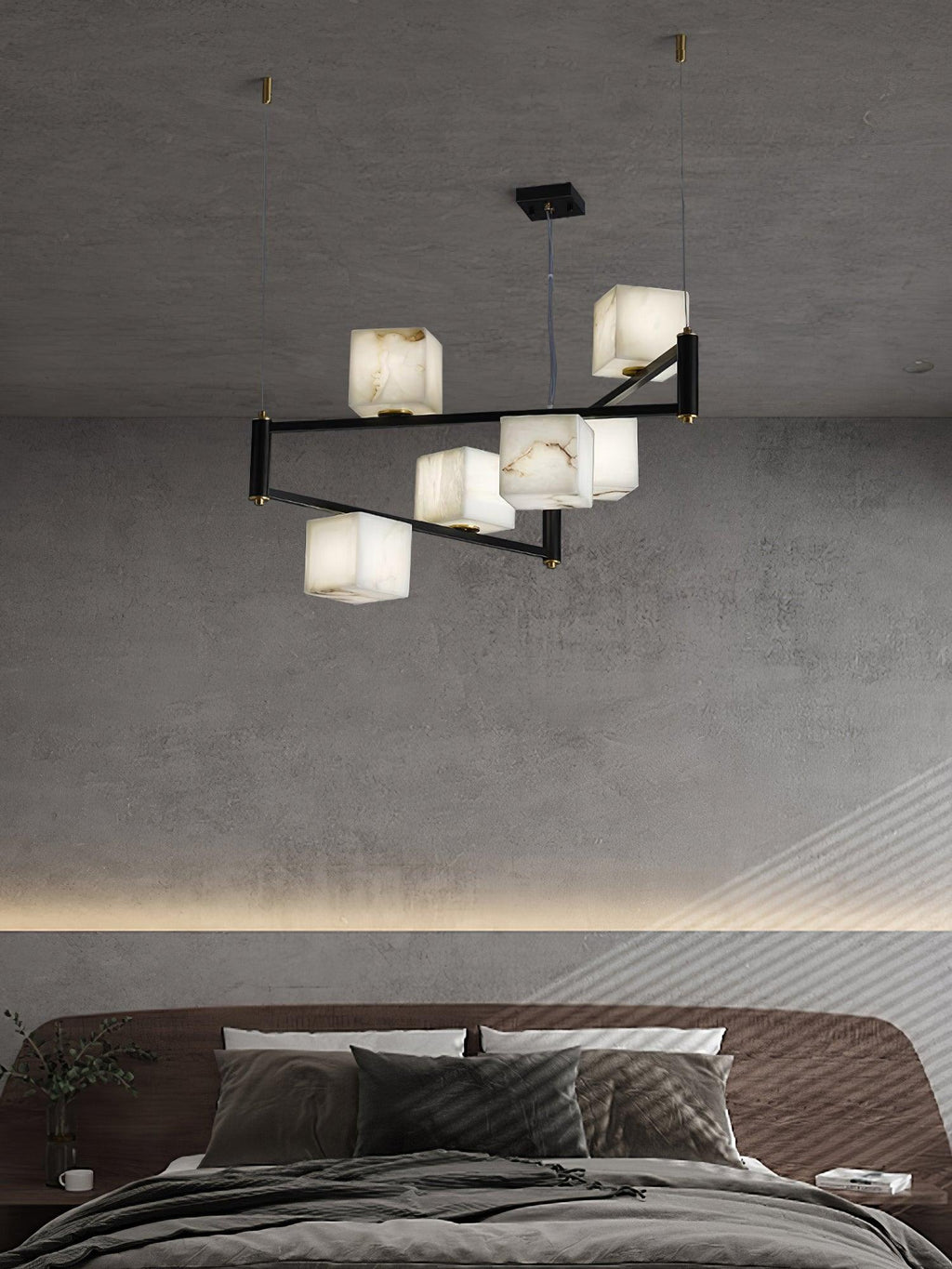 Lustre moderne Dion en Albâtre Laiton et noir et blanc