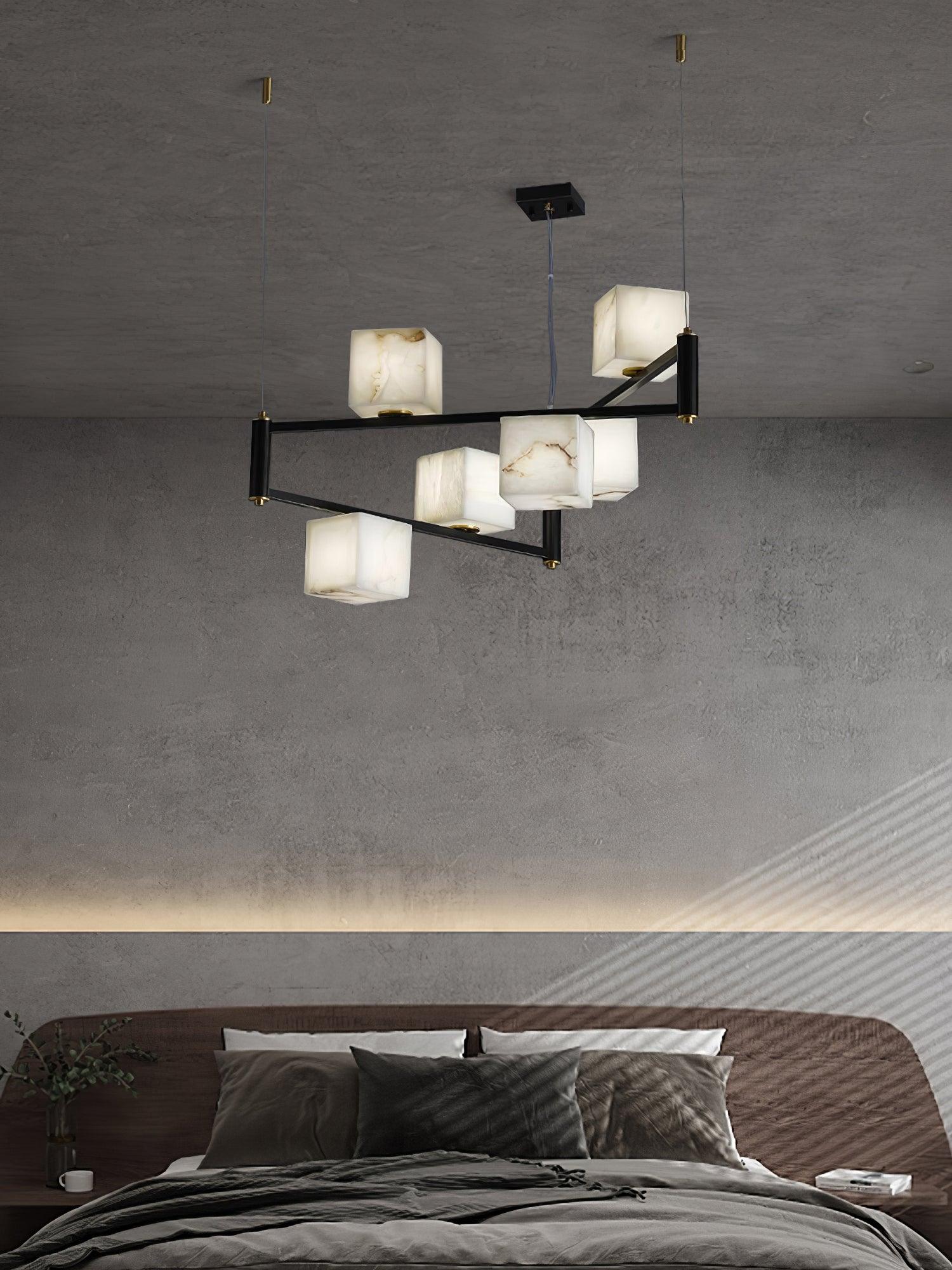 Lustre moderne Dion en Albâtre Laiton et noir et blanc