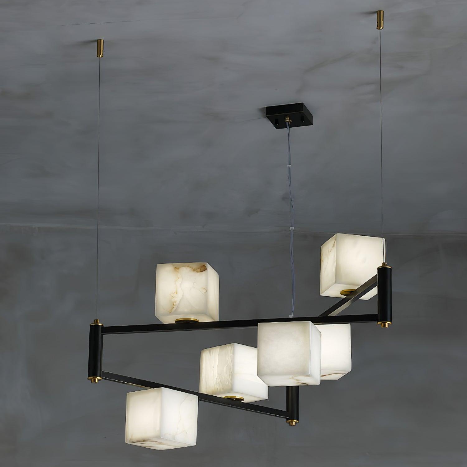 Lustre moderne Dion en Albâtre Laiton et noir et blanc