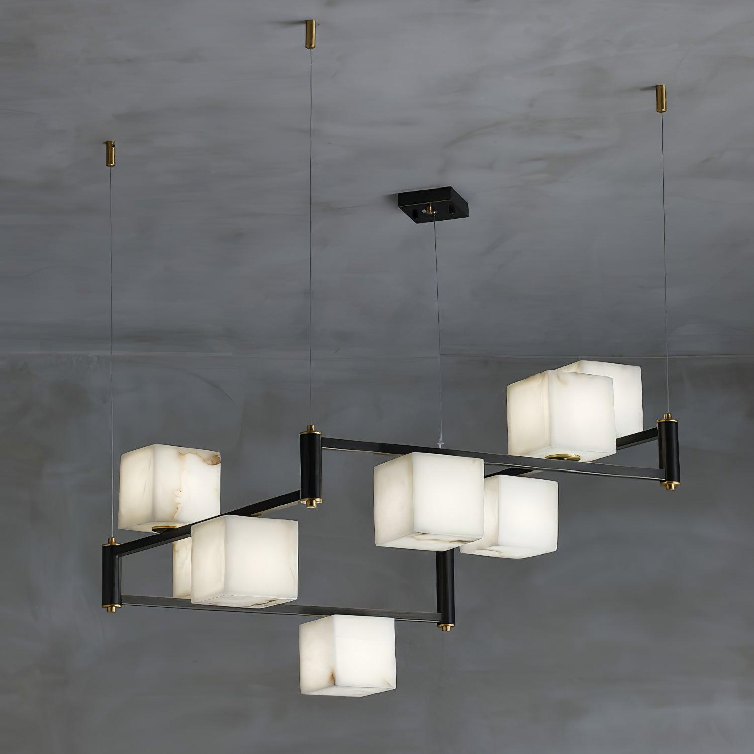 Lustre moderne Dion en Albâtre Laiton et noir et blanc