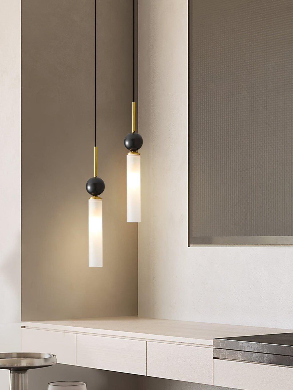 Suspension moderne Volmer en Noir et foncé vert marbre sphère