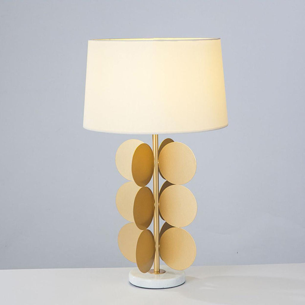 Lampe à poser moderne Larkin en Tissu, Fer, Marbre, Métal Doré