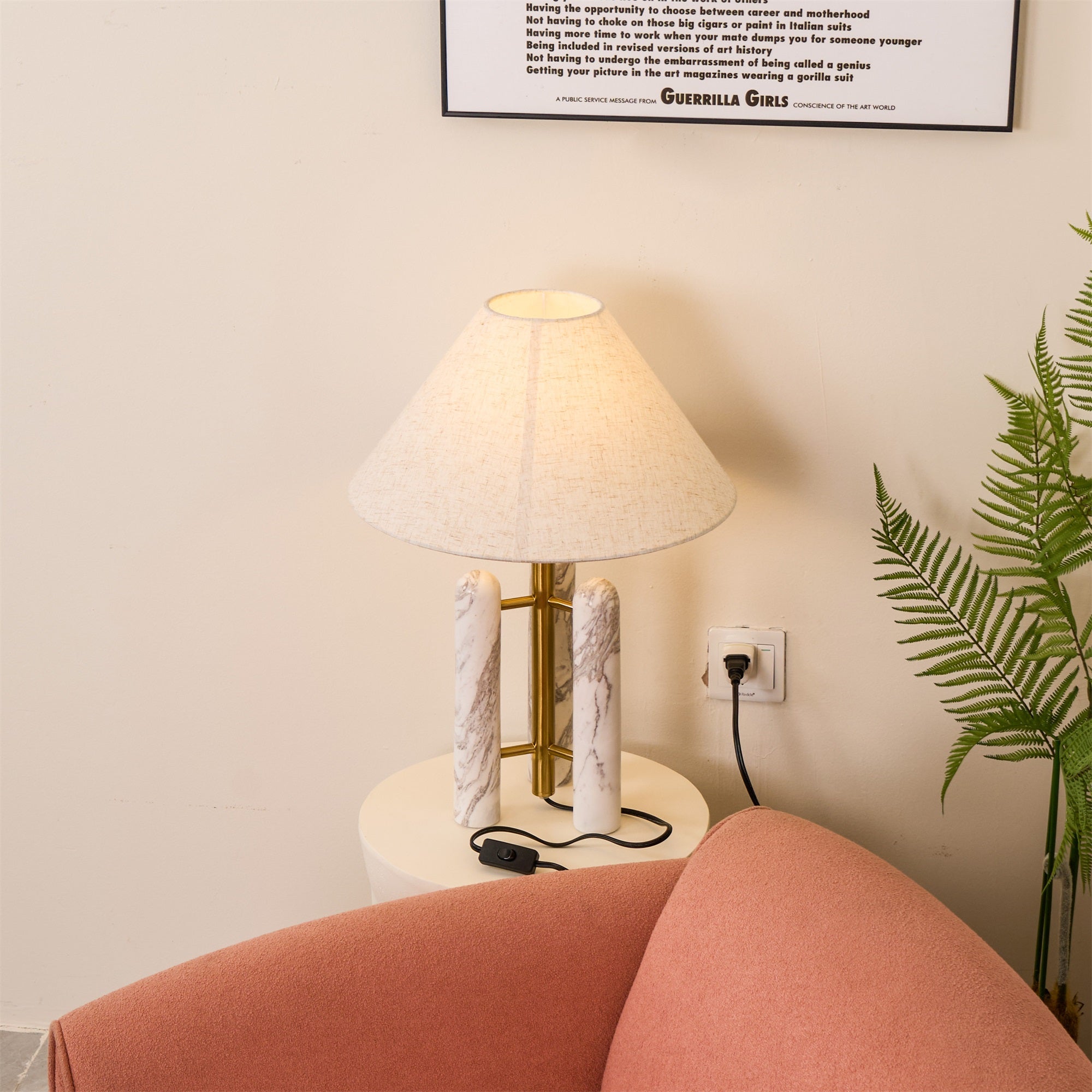 Lampe à poser moderne Gunder en Marbre Blanc