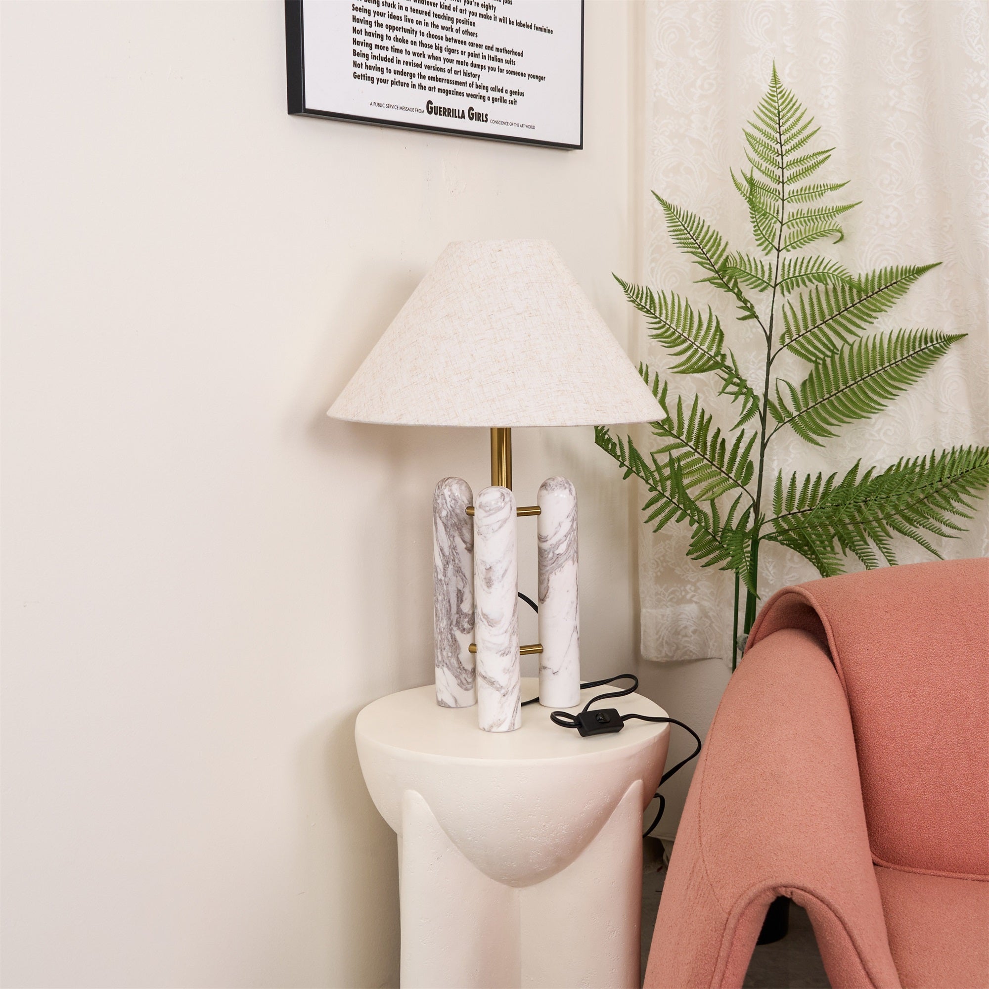 Lampe à poser moderne Gunder en Marbre Blanc