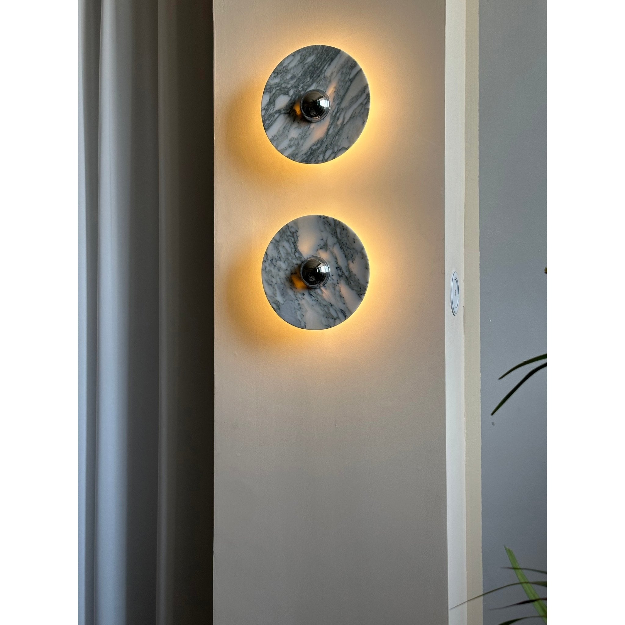Applique murale moderne Abbott en Marbre Chrome
