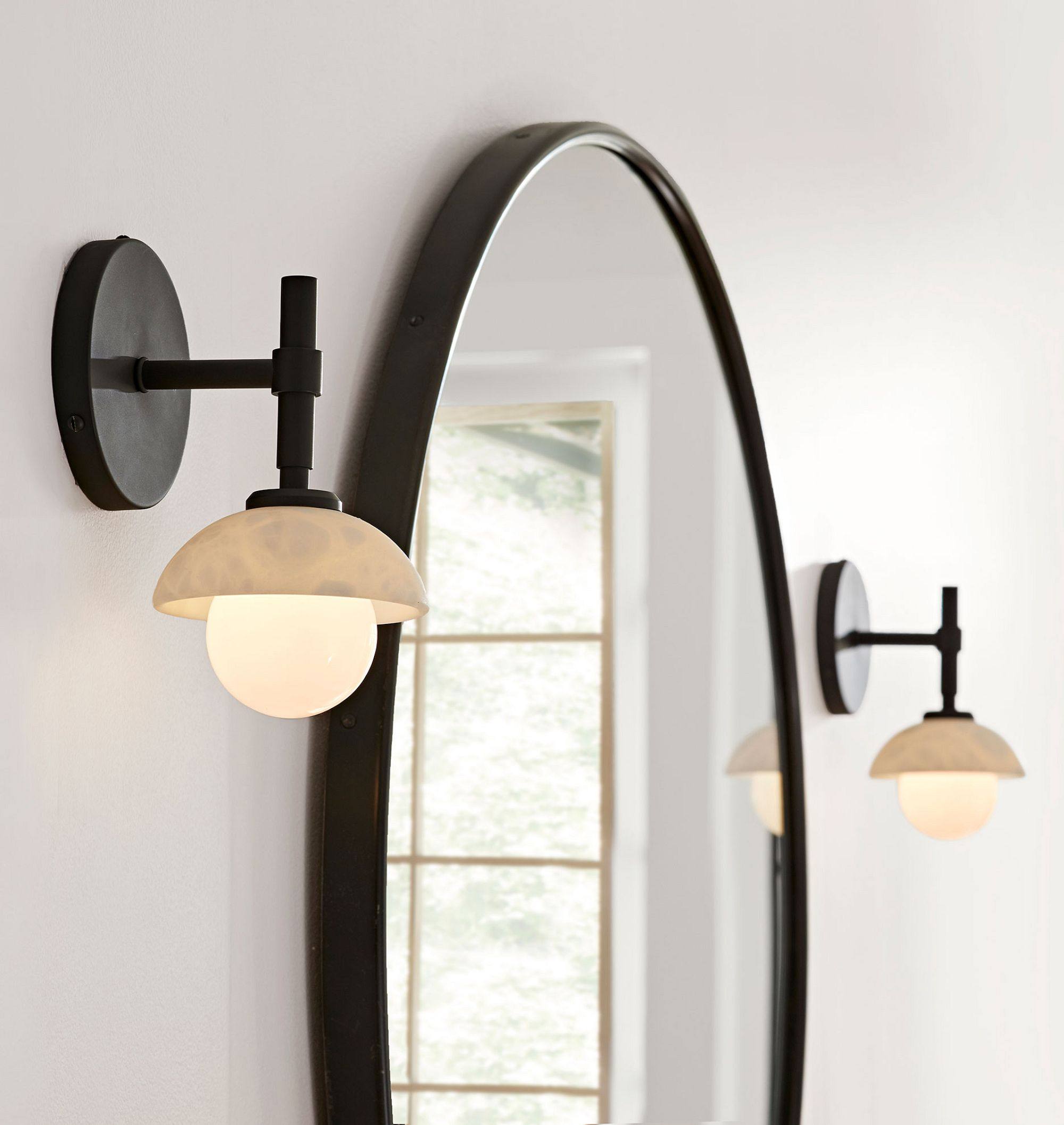 Applique murale moderne Koitto en Albâtre Noir et blanc