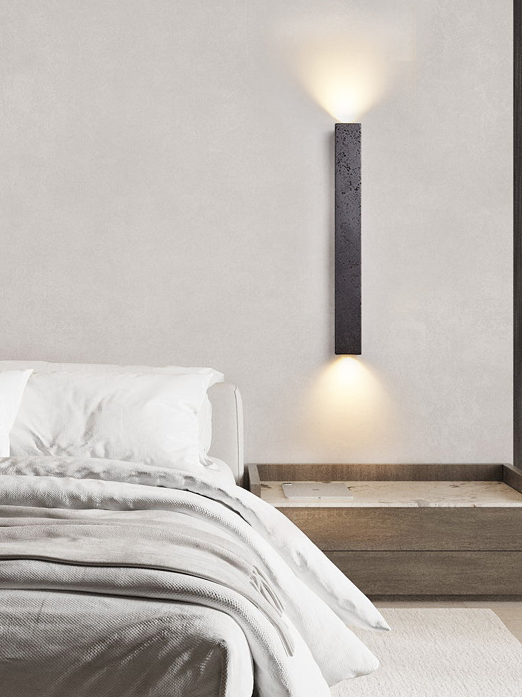 Applique murale moderne Fielding en pierre Noir travertin