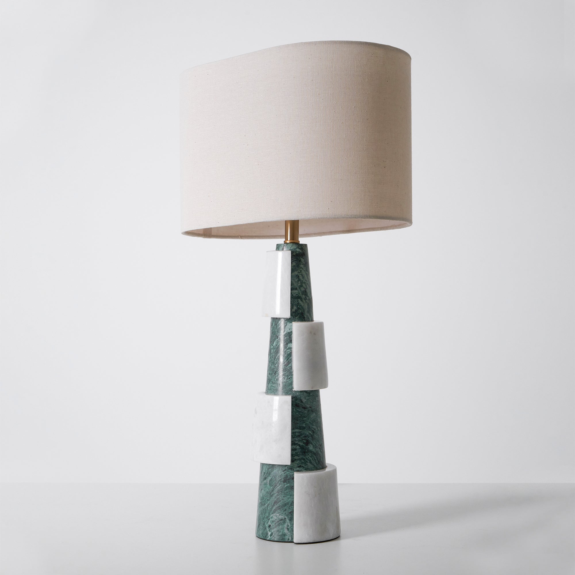 Lampe à poser moderne Dadi en Marbre Vert et blanc