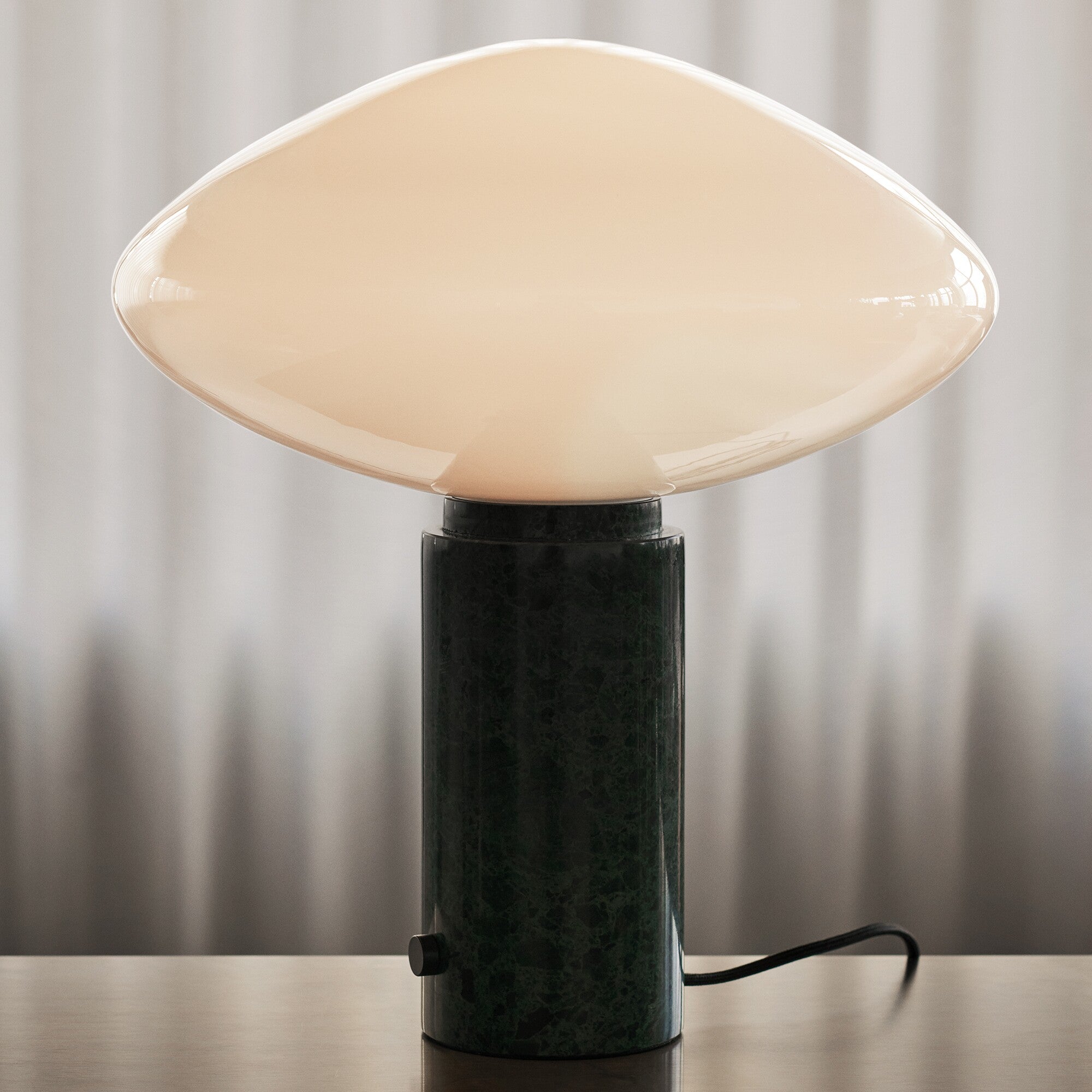 Lampe à poser moderne Osmond en Marbre Vert